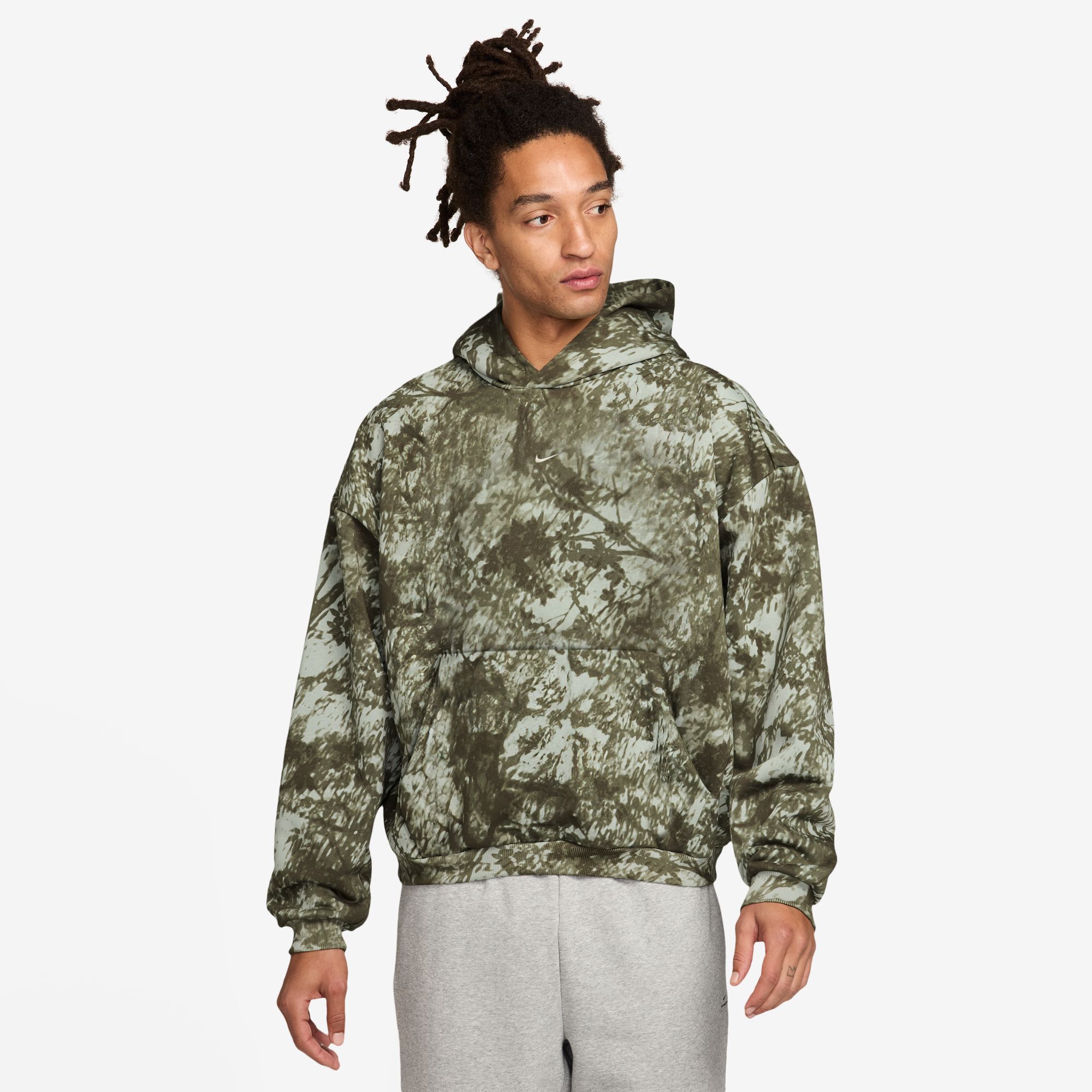 Nike Men's Standard Issue Therma-FIT Brushed Pullover Basketball Hoodie