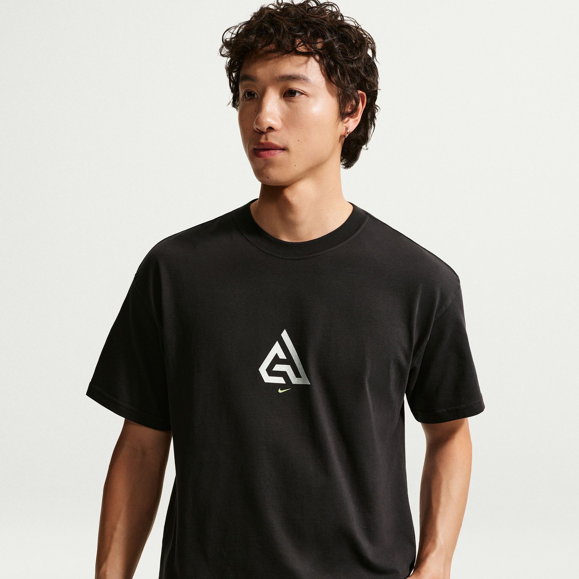 Nike Men's Giannis Antetokounmpo Winged Logo Graphic T-Shirt