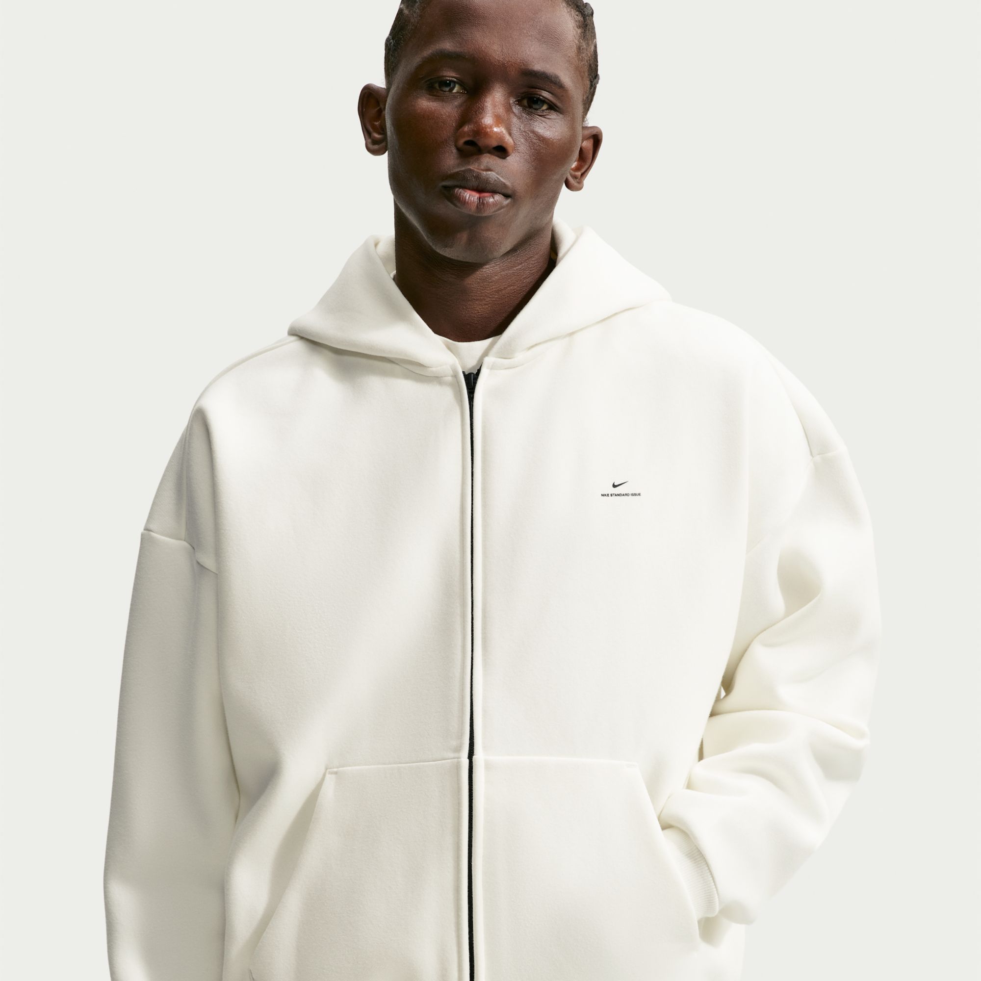Nike Men's Therma-FIT Standard Issue Boxy Full-Zip Hoodie