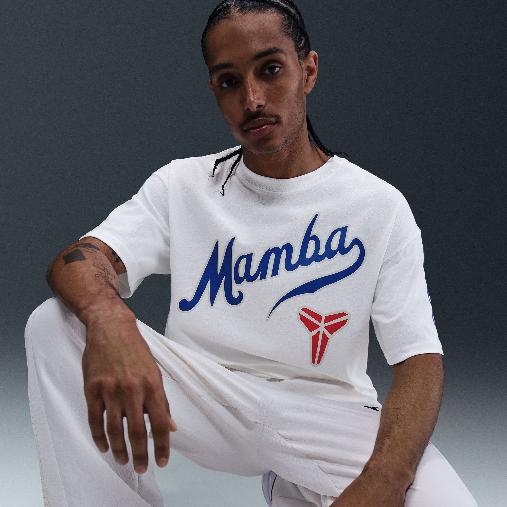 Nike Men's Kobe Bryant Max90 Mamba LAD Graphic T-Shirt