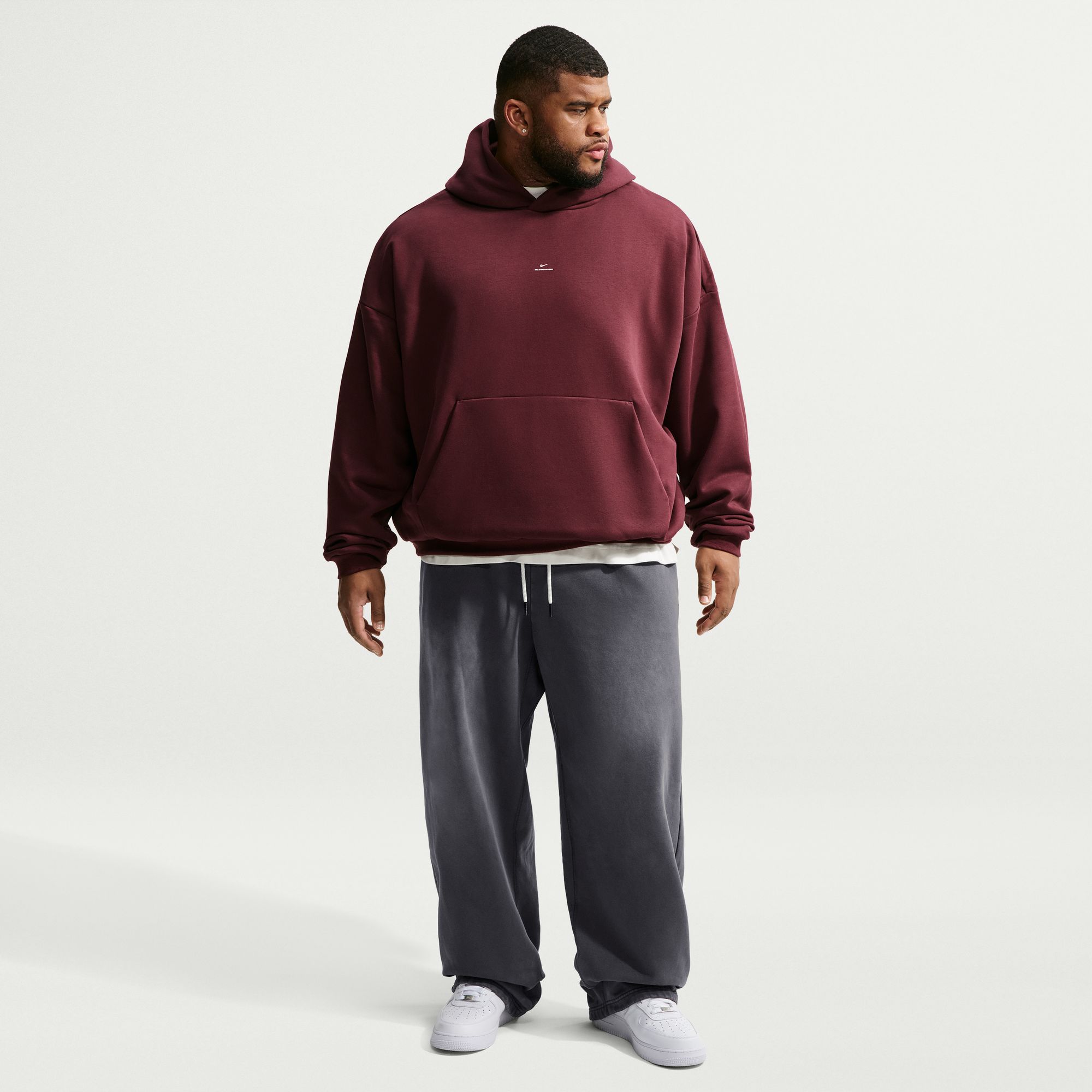 Nike Men's Standard Issue Brushed Heavy Oversized Washed Basketball Pants