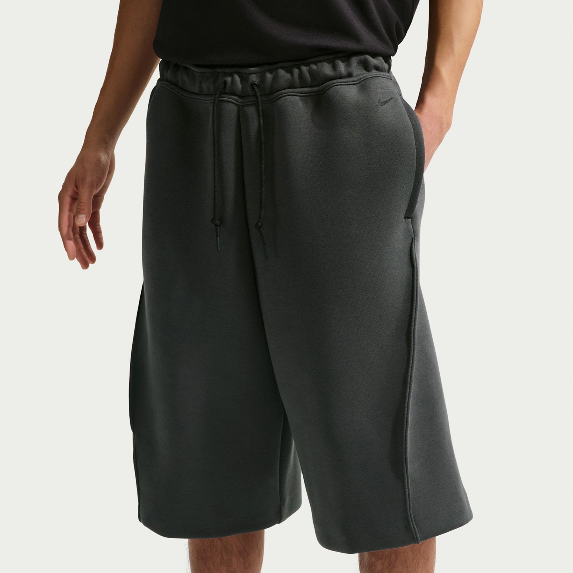Nike Men's Tech Fleece Heavyweight Shorts