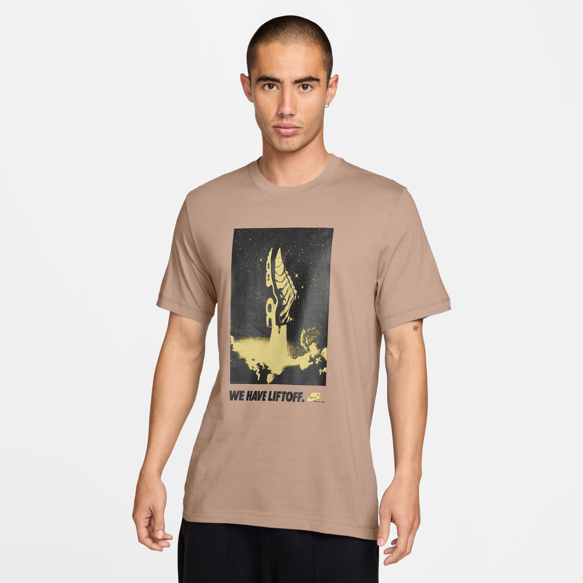 Nike Men's Sportswear Liftoff Graphic T-Shirt
