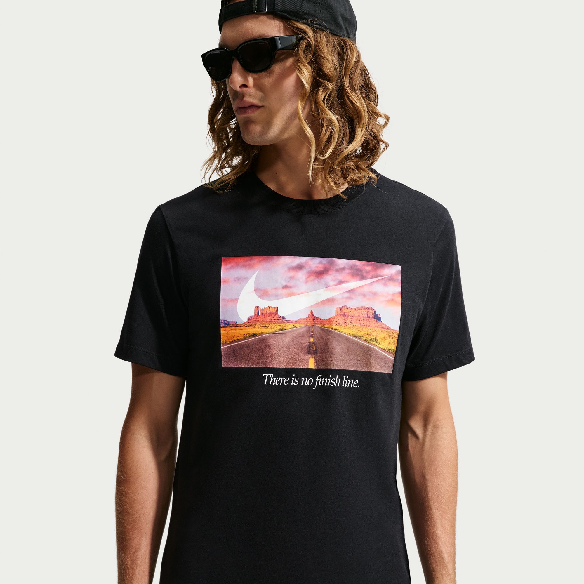 Nike Men's Sportswear Club Photo Graphic T-Shirt