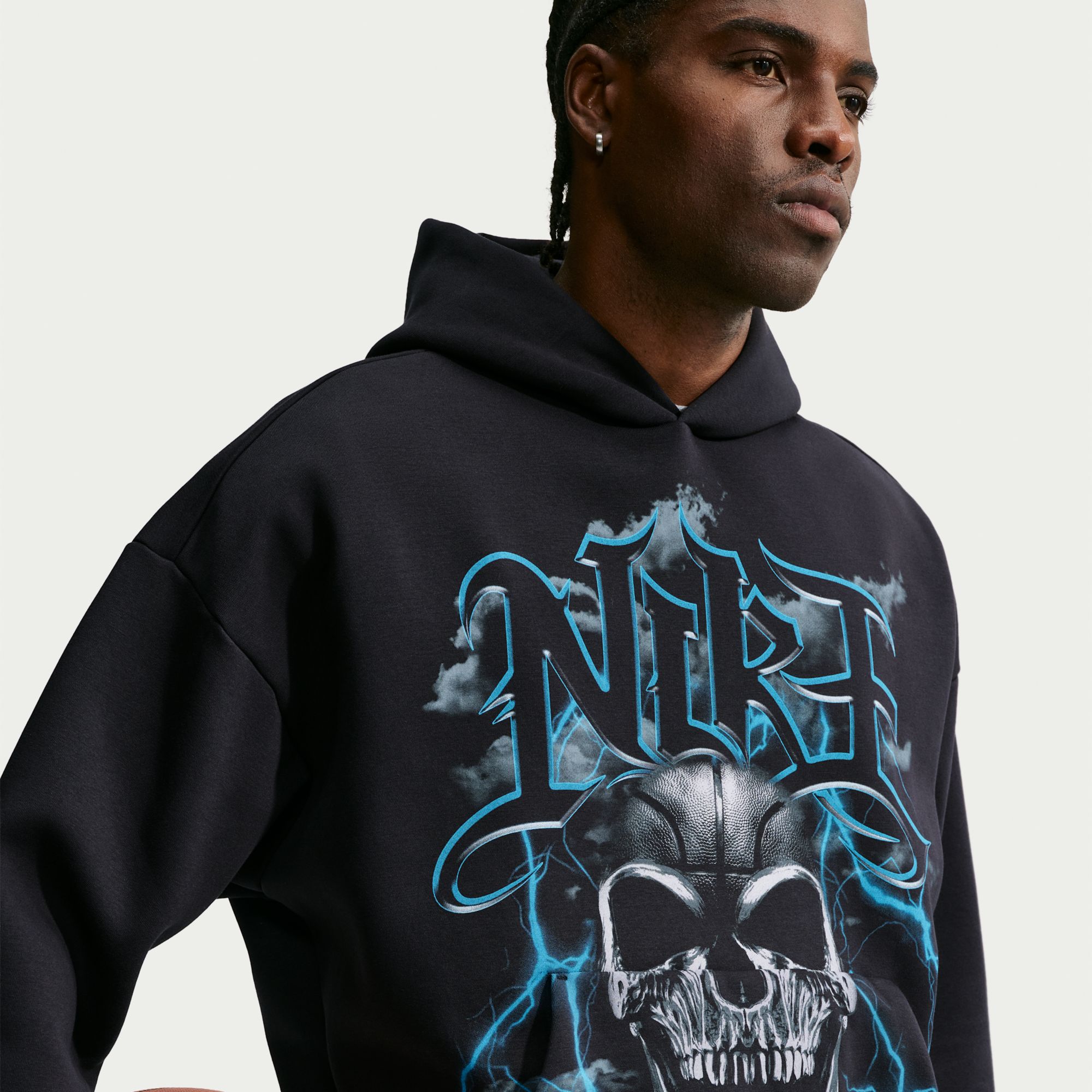 Nike Men's Standard Issue Brushed Pullover Basketball Hoodie