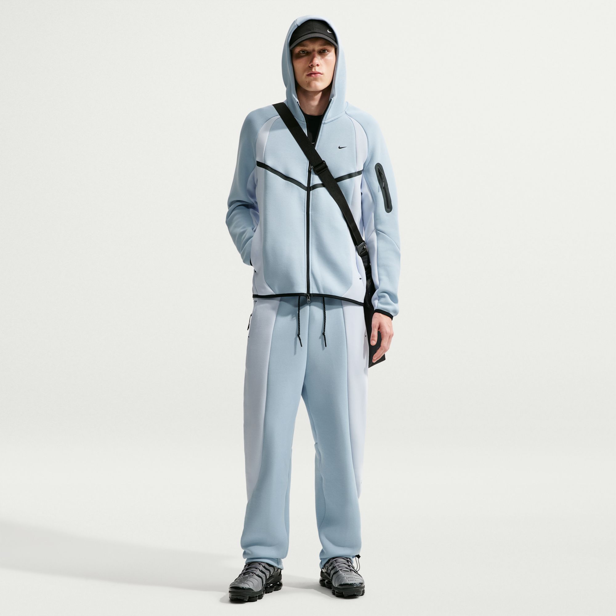 Nike Men's Tech Fleece Color Block Full-Zip Windrunner Jacket