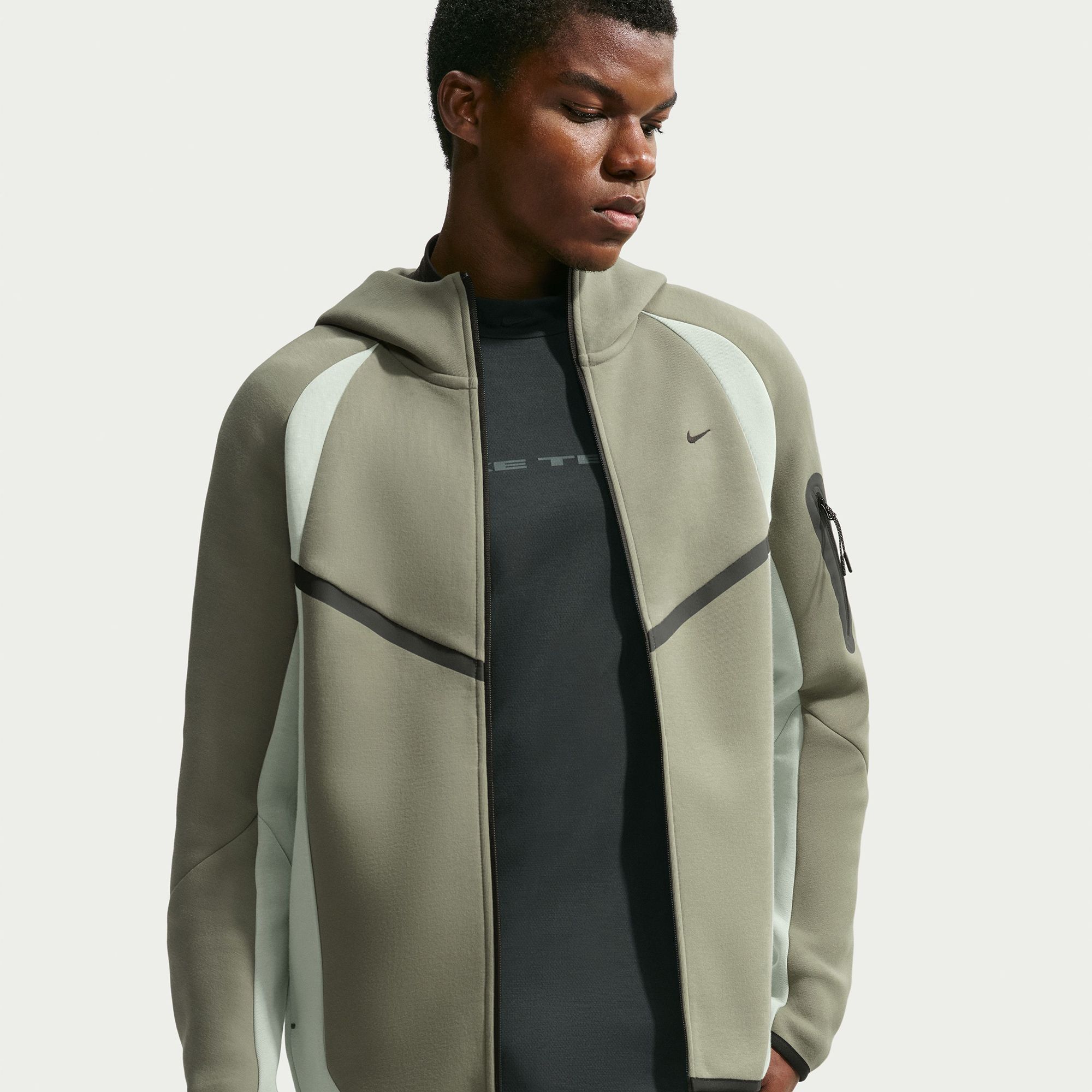 Nike Men's Tech Fleece Color Block Full-Zip Windrunner Jacket
