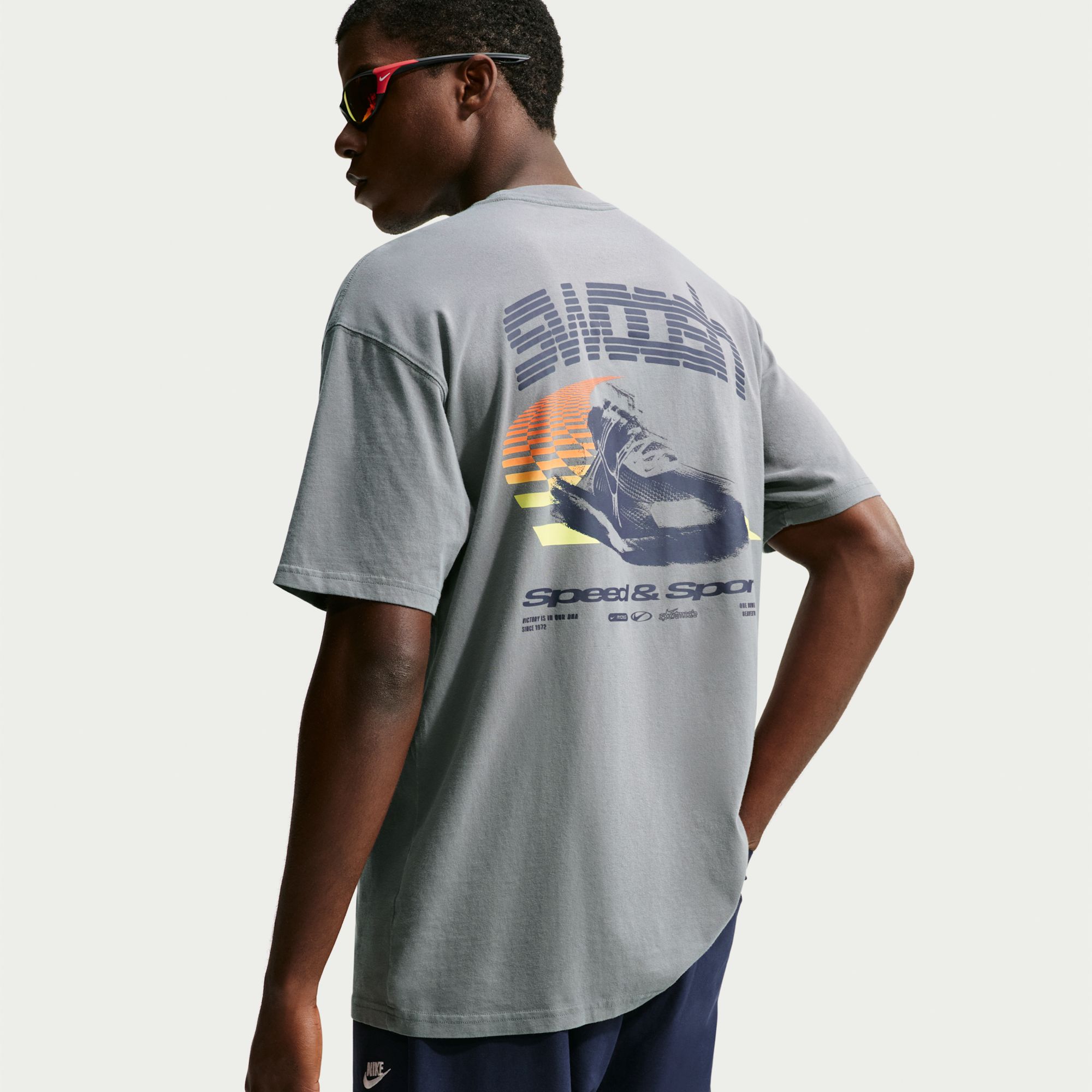 Nike Men's Sportswear Swoosh 72 Graphic T-Shirt