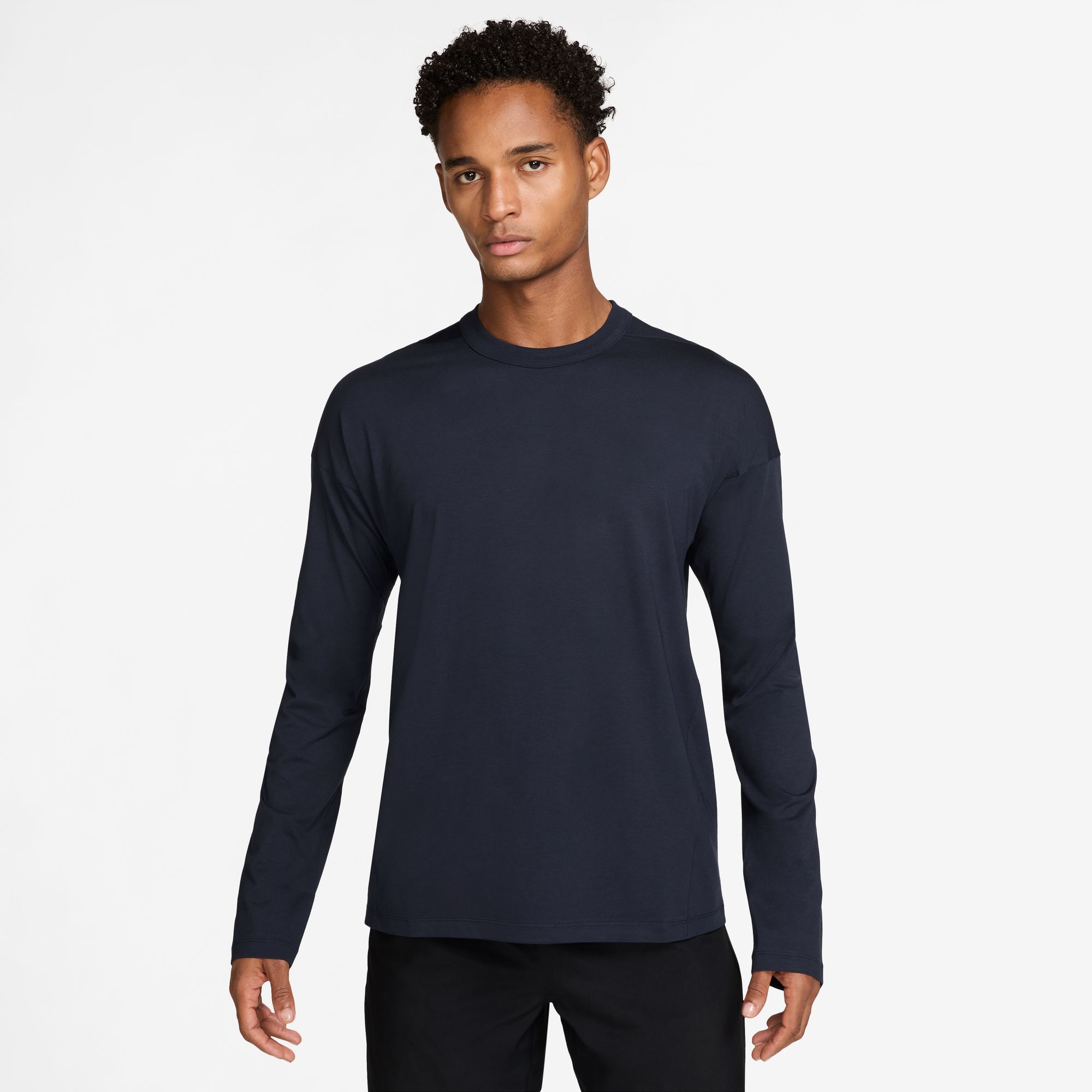 Nike Men's 24.7 ImpossiblySoft Light Dri-FIT Long-Sleeve Top, Medium, Obsidian