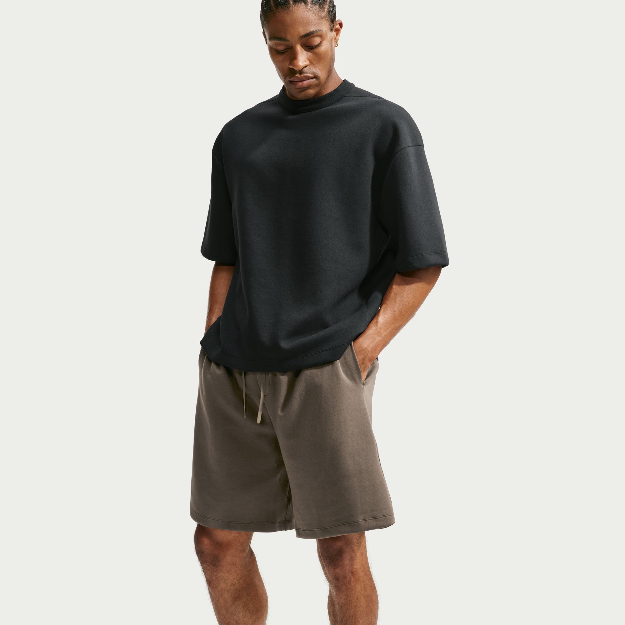 Nike Men's 24.7 ImpossiblySoft Light Dri-FIT Shorts