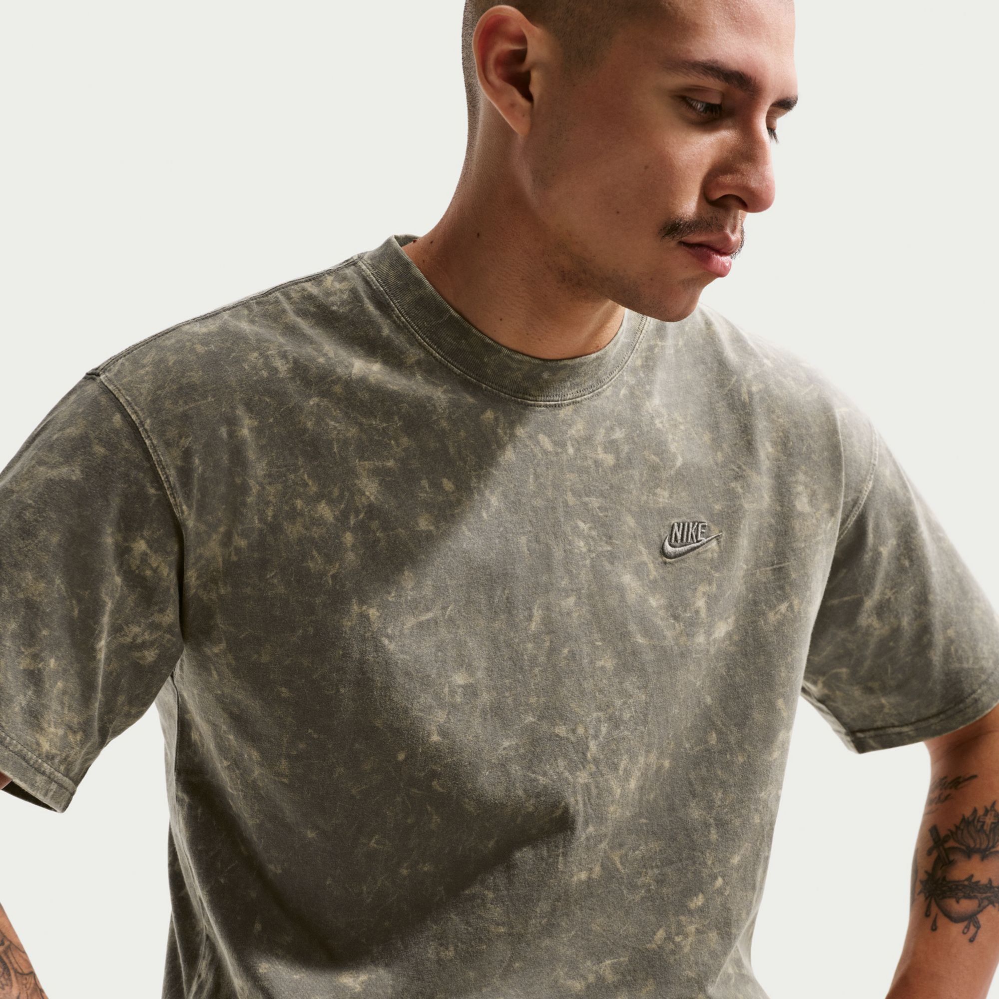 Nike Men's Sportswear Max90 Color Washed T-Shirt