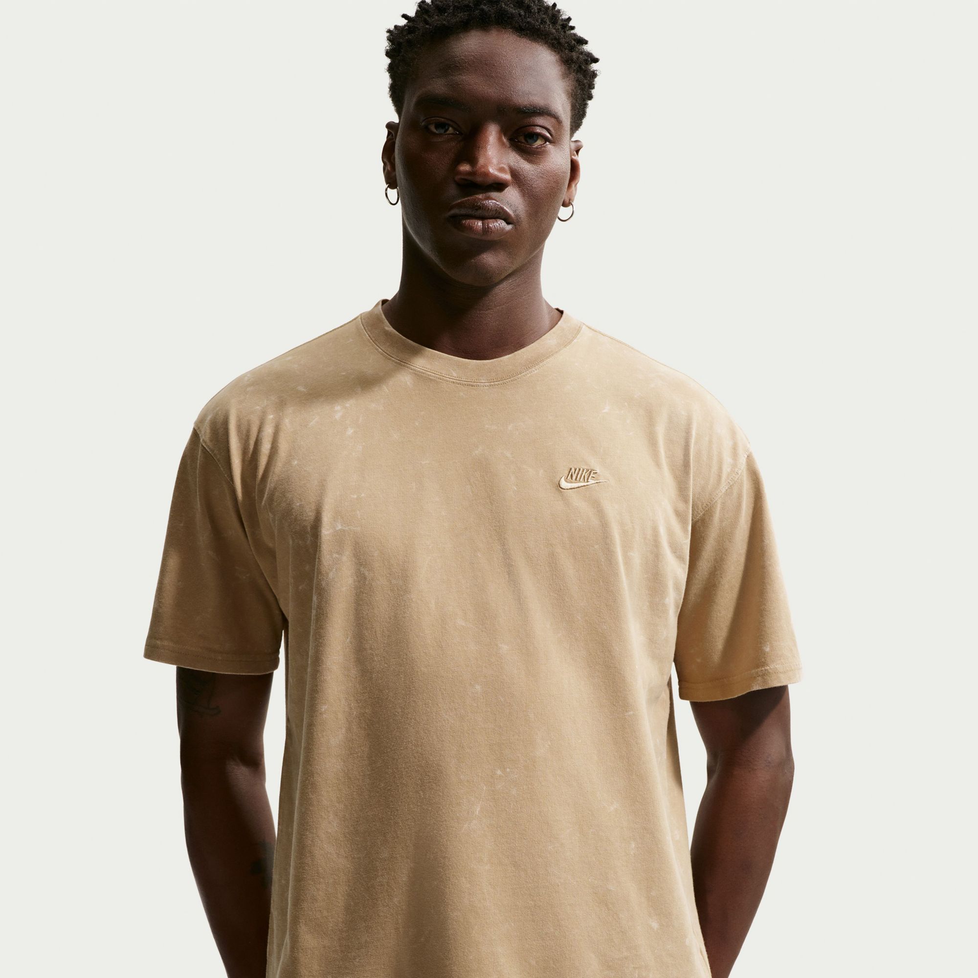 Nike Men's Sportswear Max90 Color Washed Graphic T-Shirt