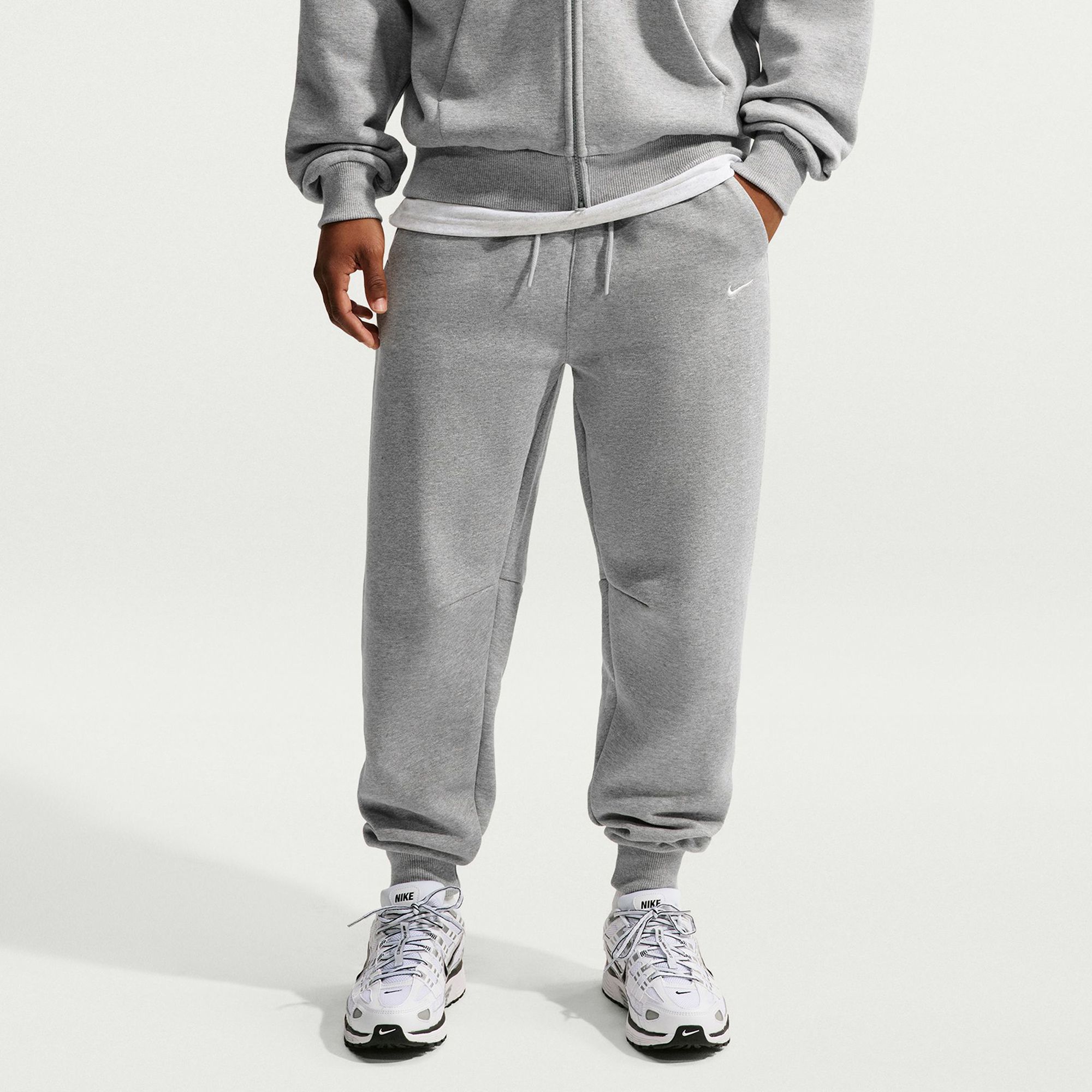 Nike Men's Solo Swoosh Fleece Joggers