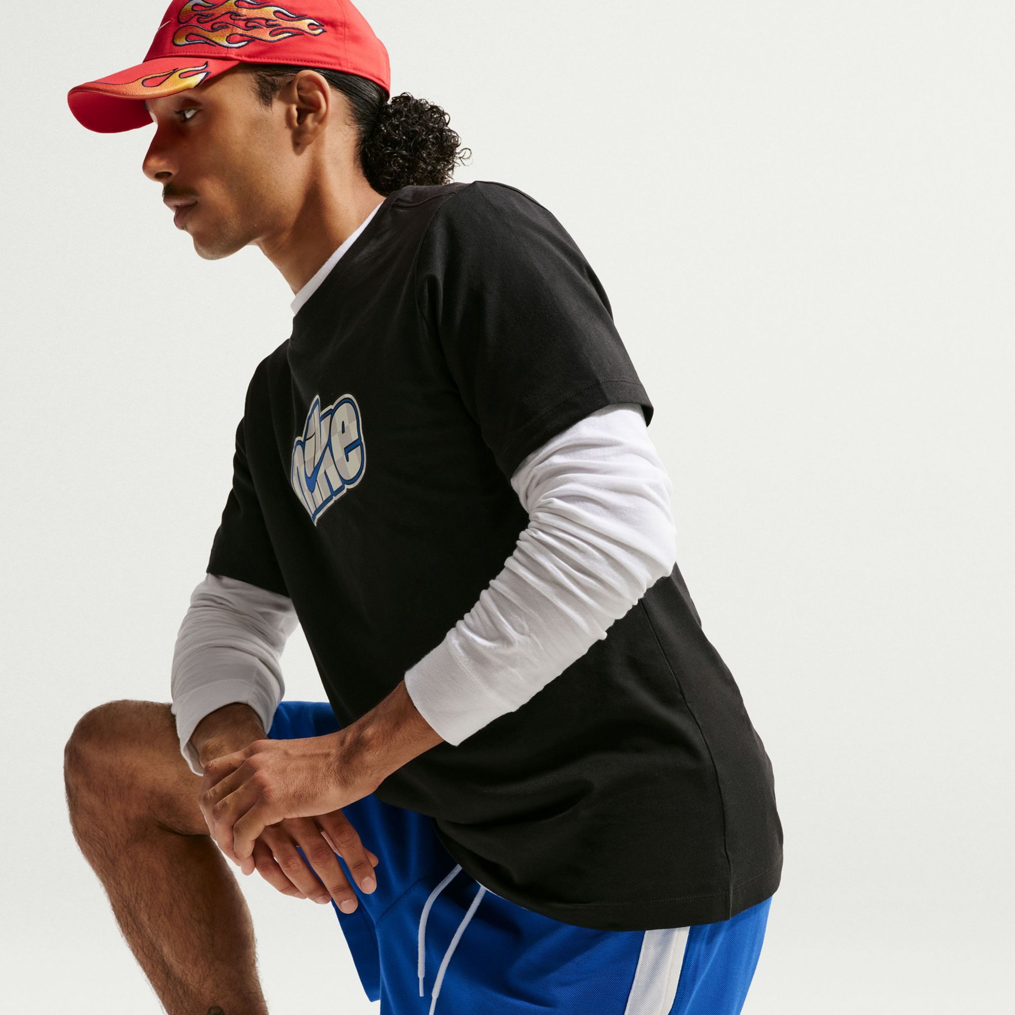 Nike Men's Sportswear Celebrate Sport Graphic T-Shirt