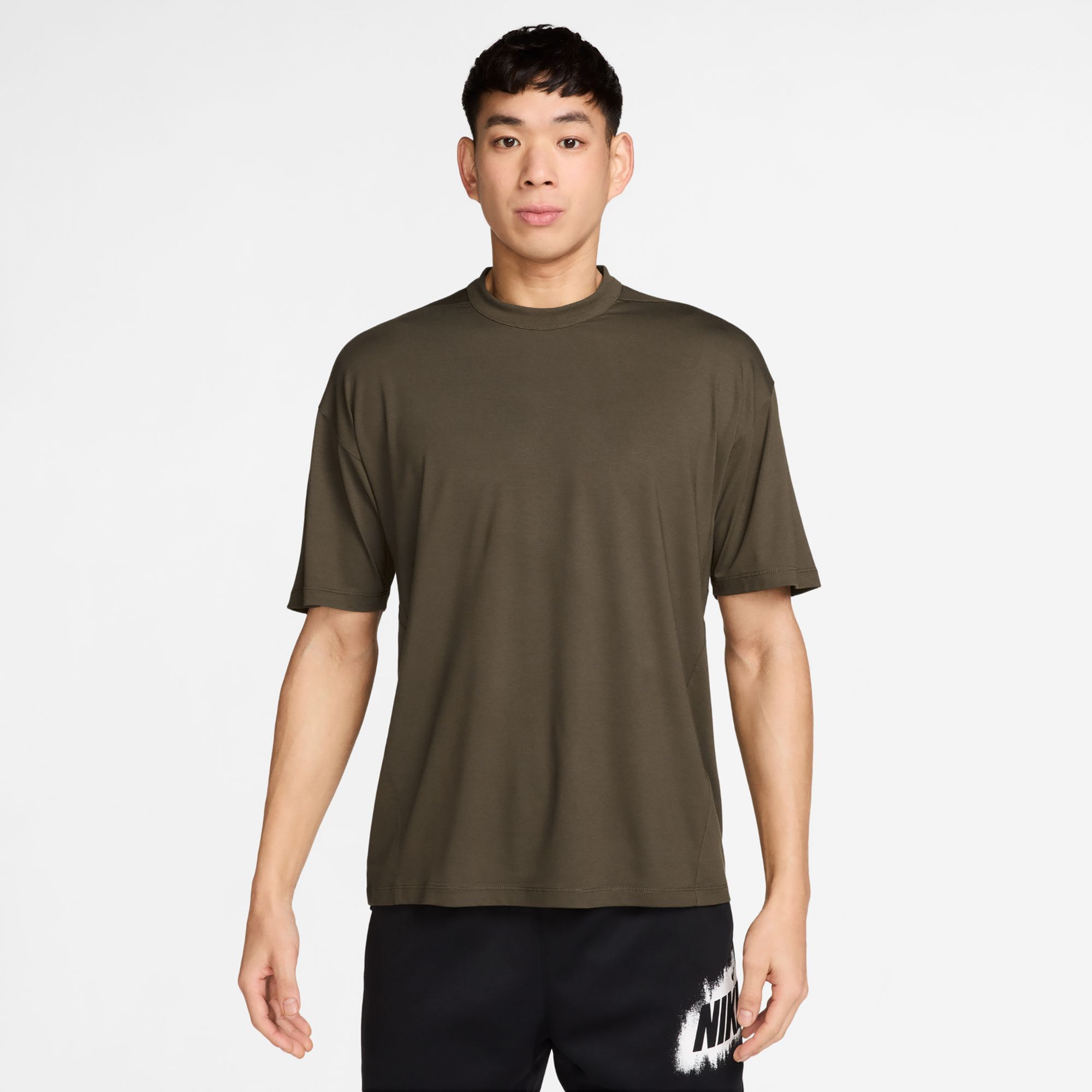 Nike Men's 24.7 ImpossiblySoft Light Dri-FIT T-Shirt