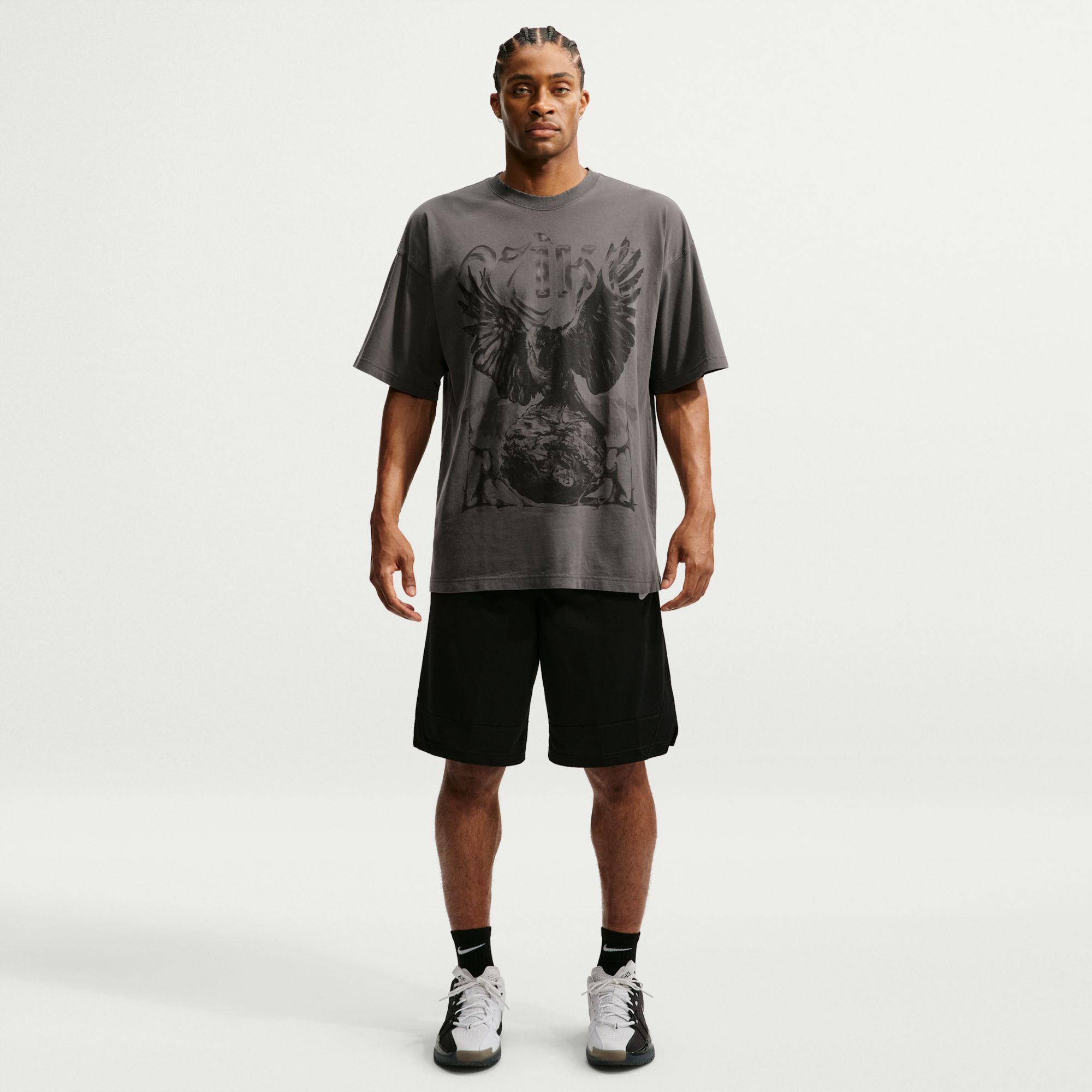 Nike Men's Basketball Oversized T-Shirt