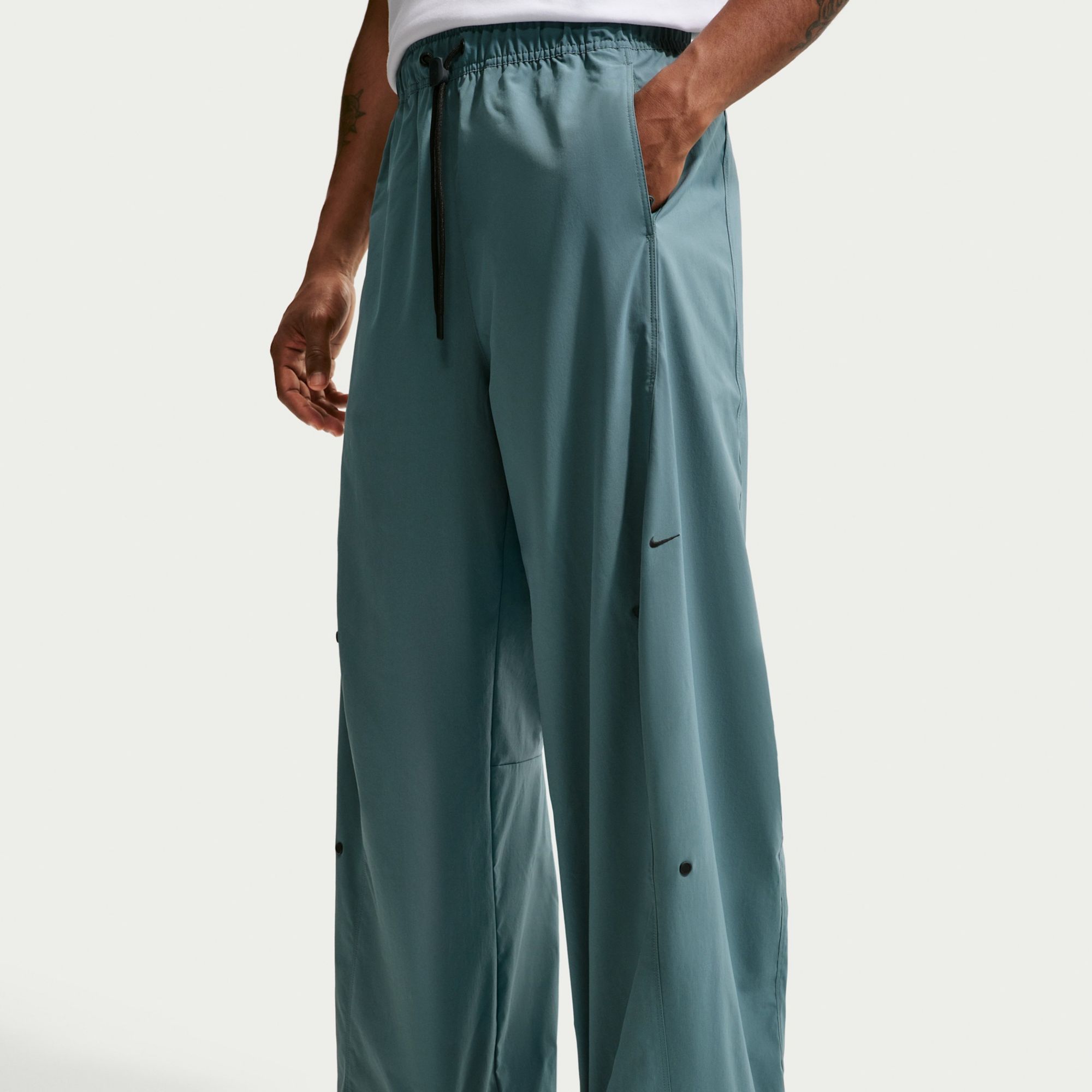 Nike Men's Tech Helios Sun Pants