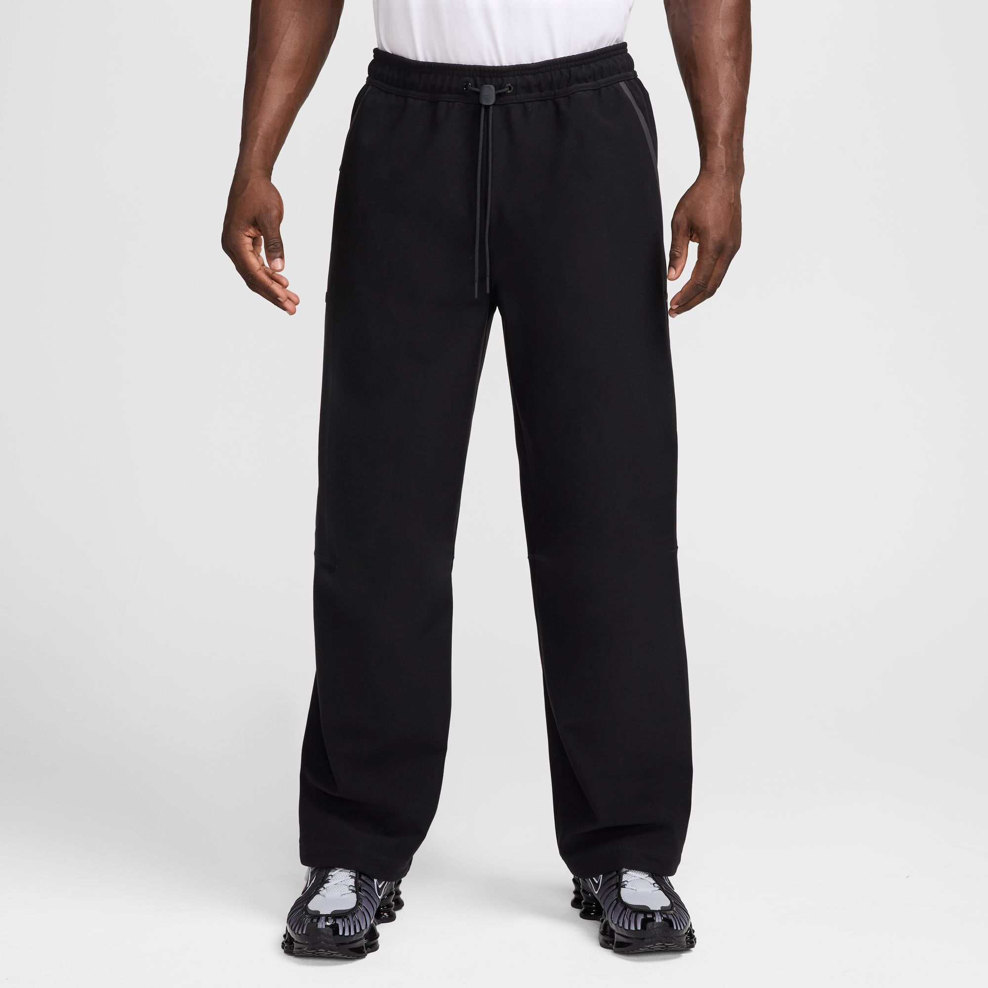 Nike Men's Tech Loose Therma-FIT Shori Knit Pants in Black | IQ5799-010
