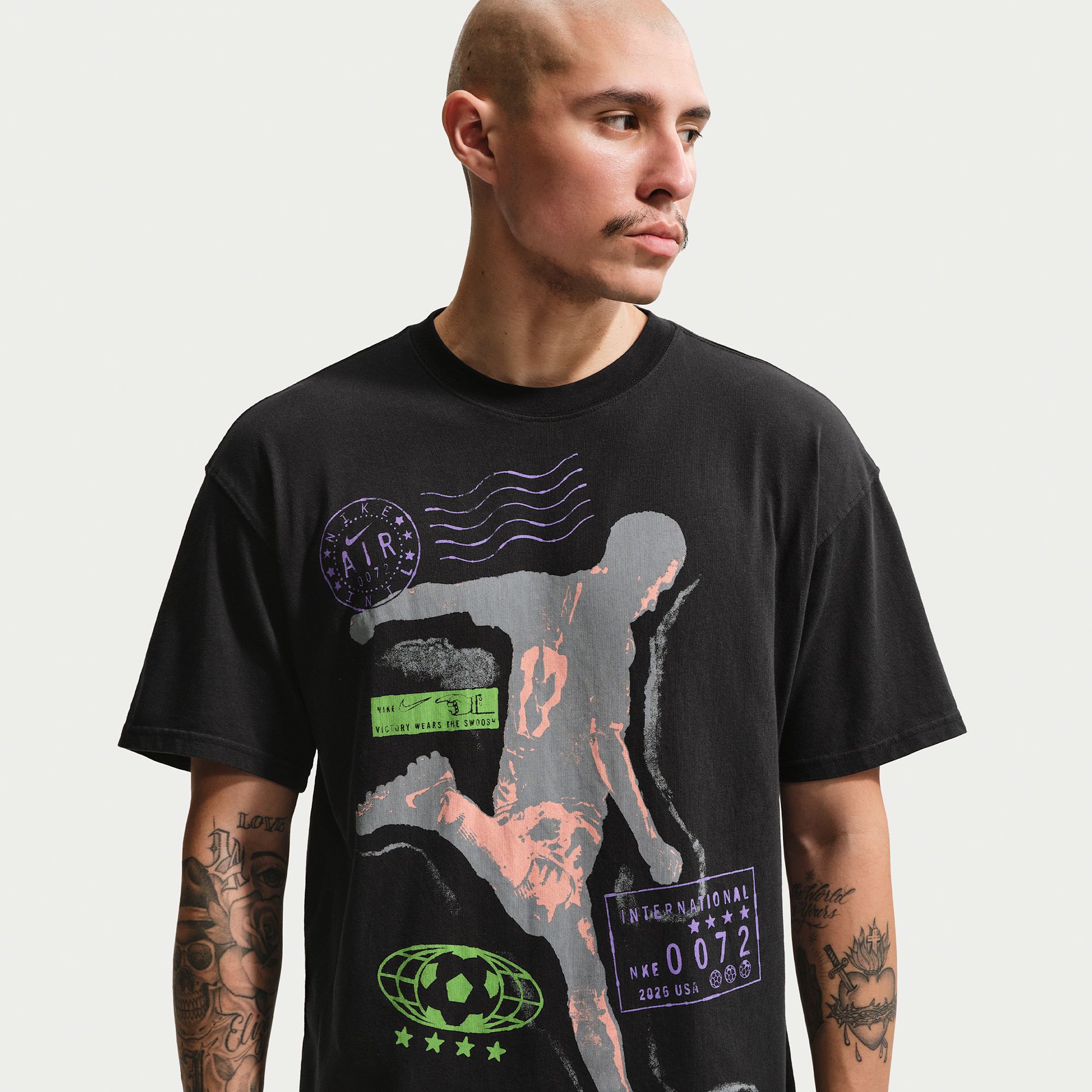 Nike Men's Sportswear International Soccer Graphic T-Shirt
