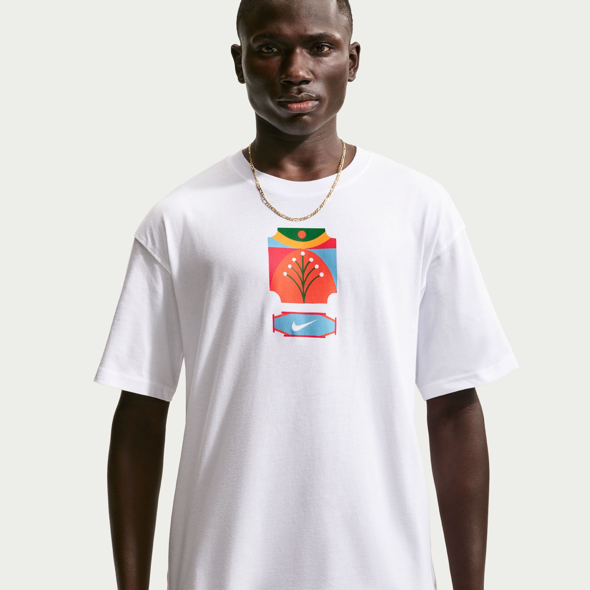Nike Men's Sportswear Palm Tree Graphic T-Shirt