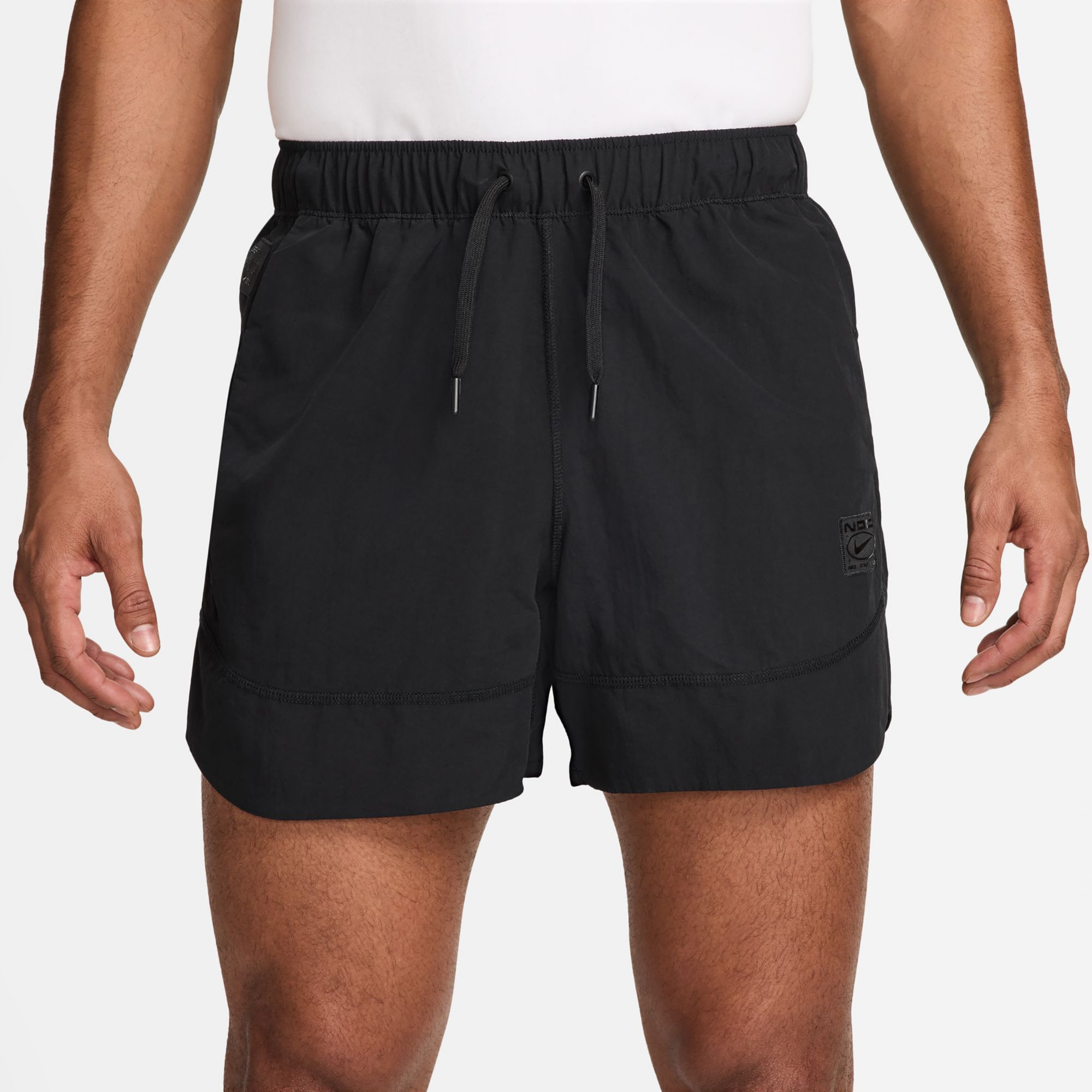 Nike Men's NAC Dri-FIT Woven 5'' Versatile Shorts