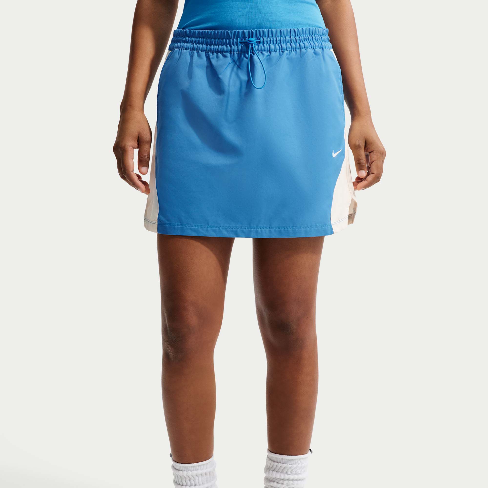 Nike Women's Sportswear Mid-Rise Mini Skirt