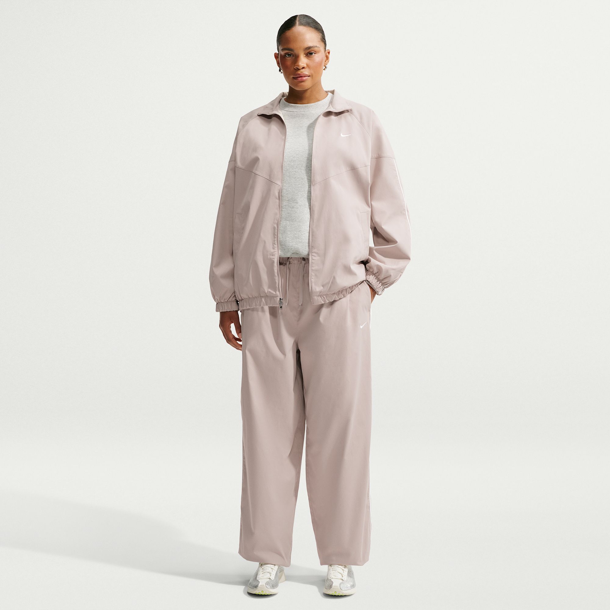 Nike Women's Sportswear Loose High-Waisted Track Pants