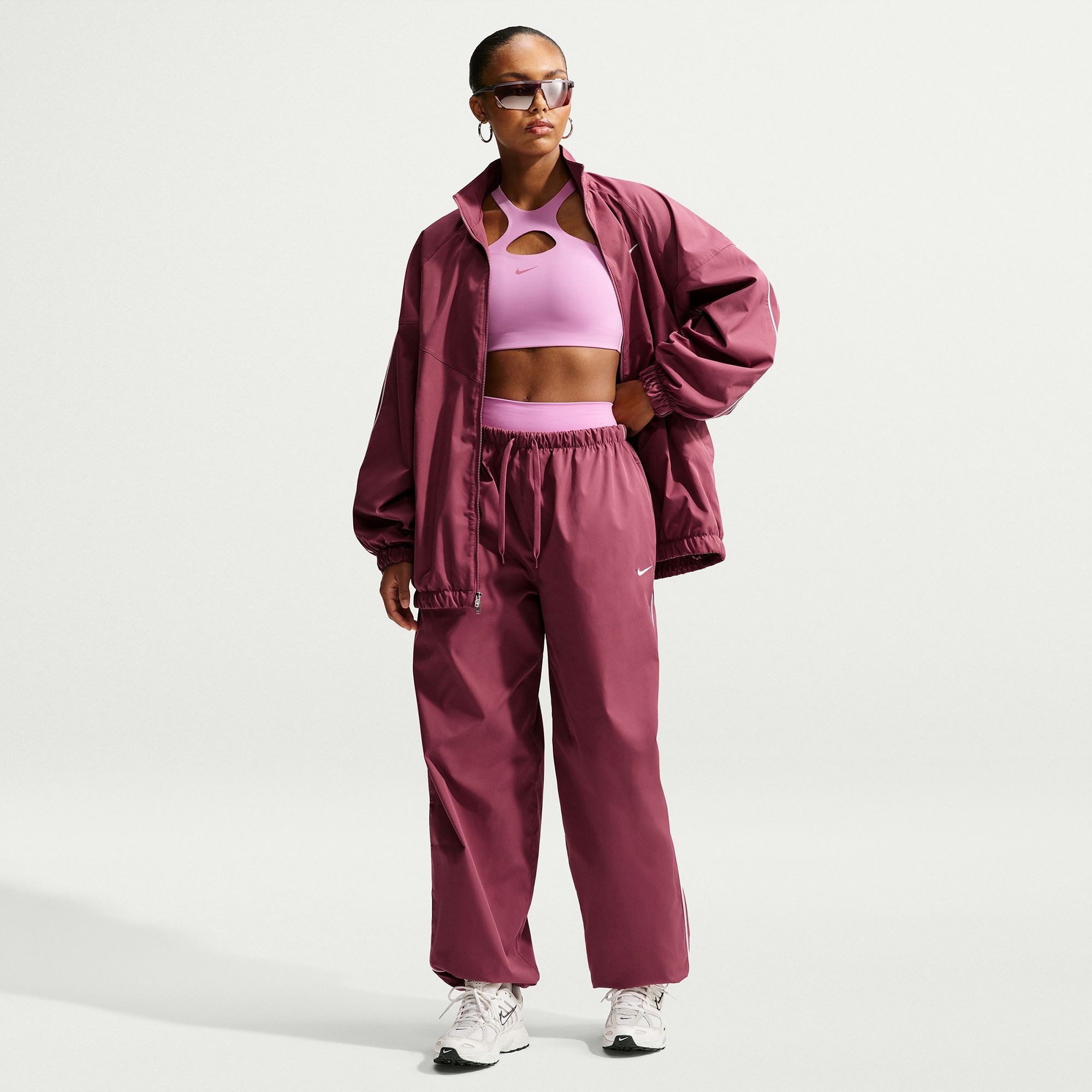 Nike Women's Sportswear Loose High-Waisted Track Pants