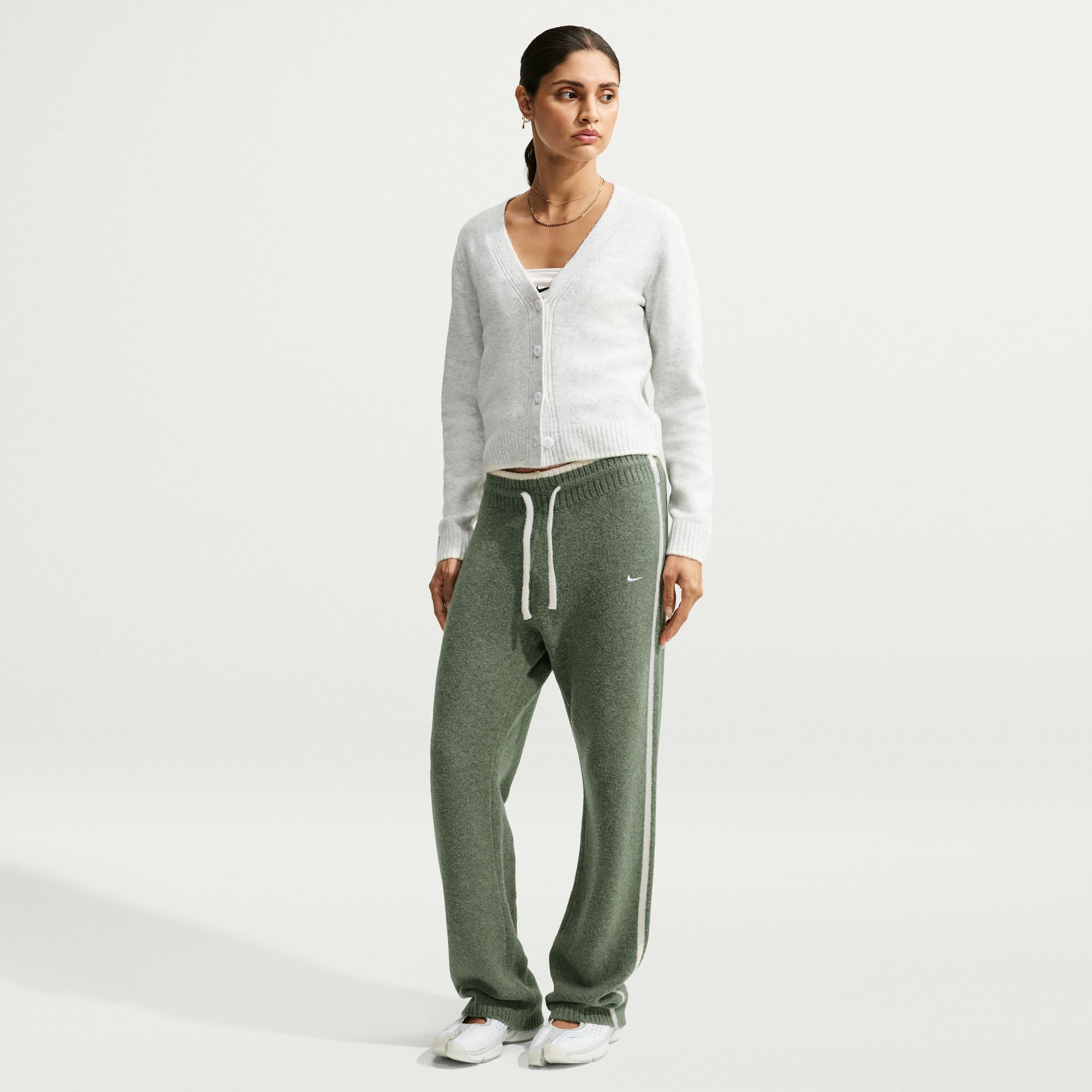 Nike Women's Sportswear Chill Knit Mid-Rise Pants