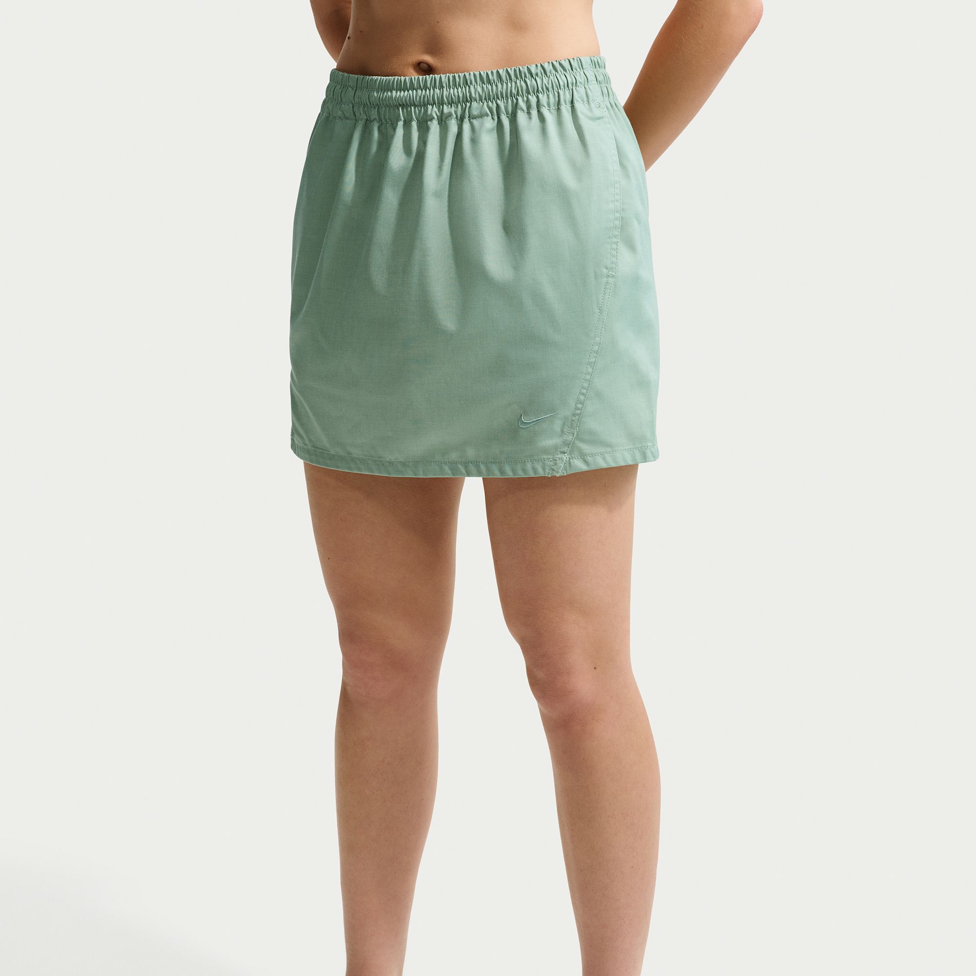 Nike Women's Sportswear Loose Woven Skirt