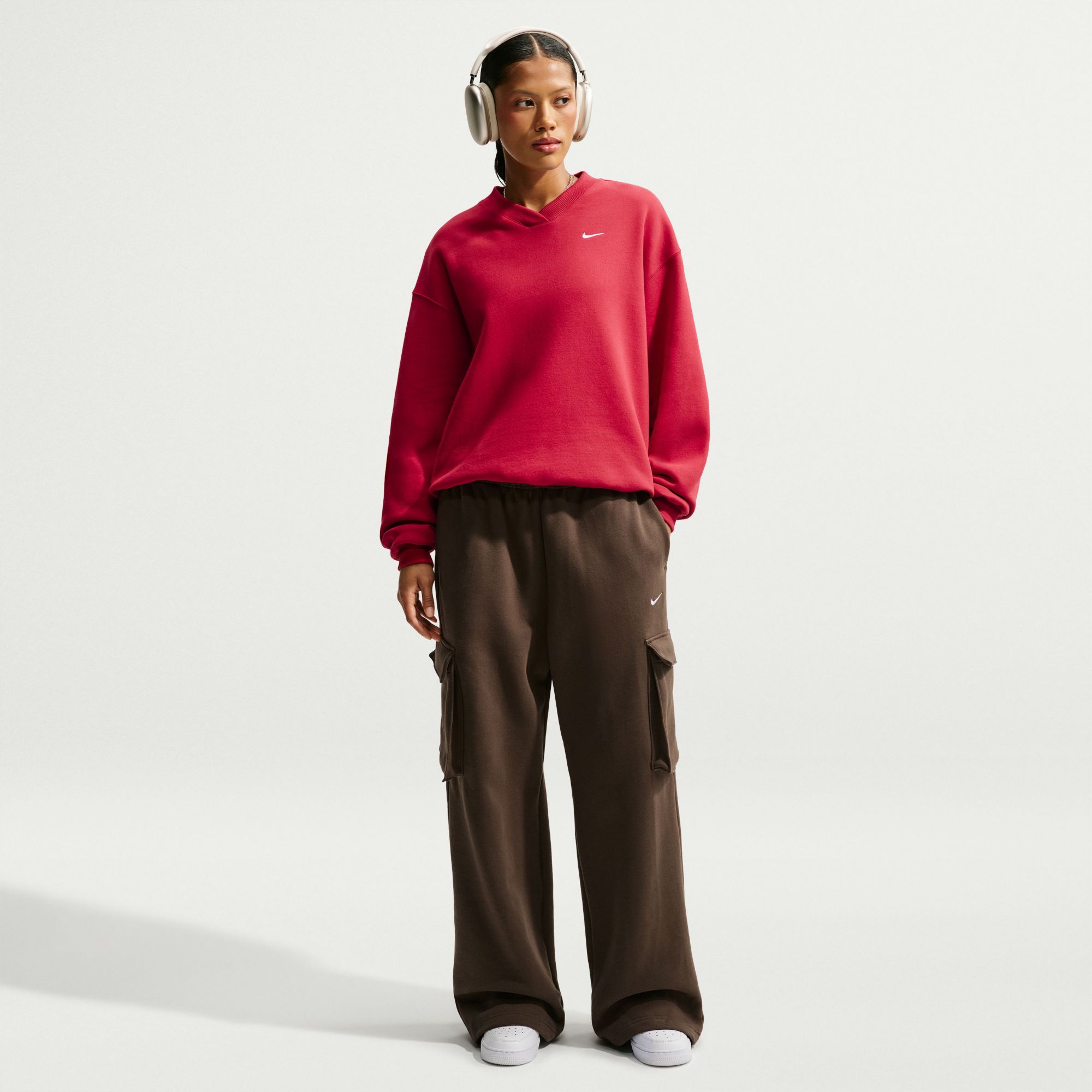 Nike Women's Studio Fleece Medium Weight Oversized High-Rise Cargo Pants