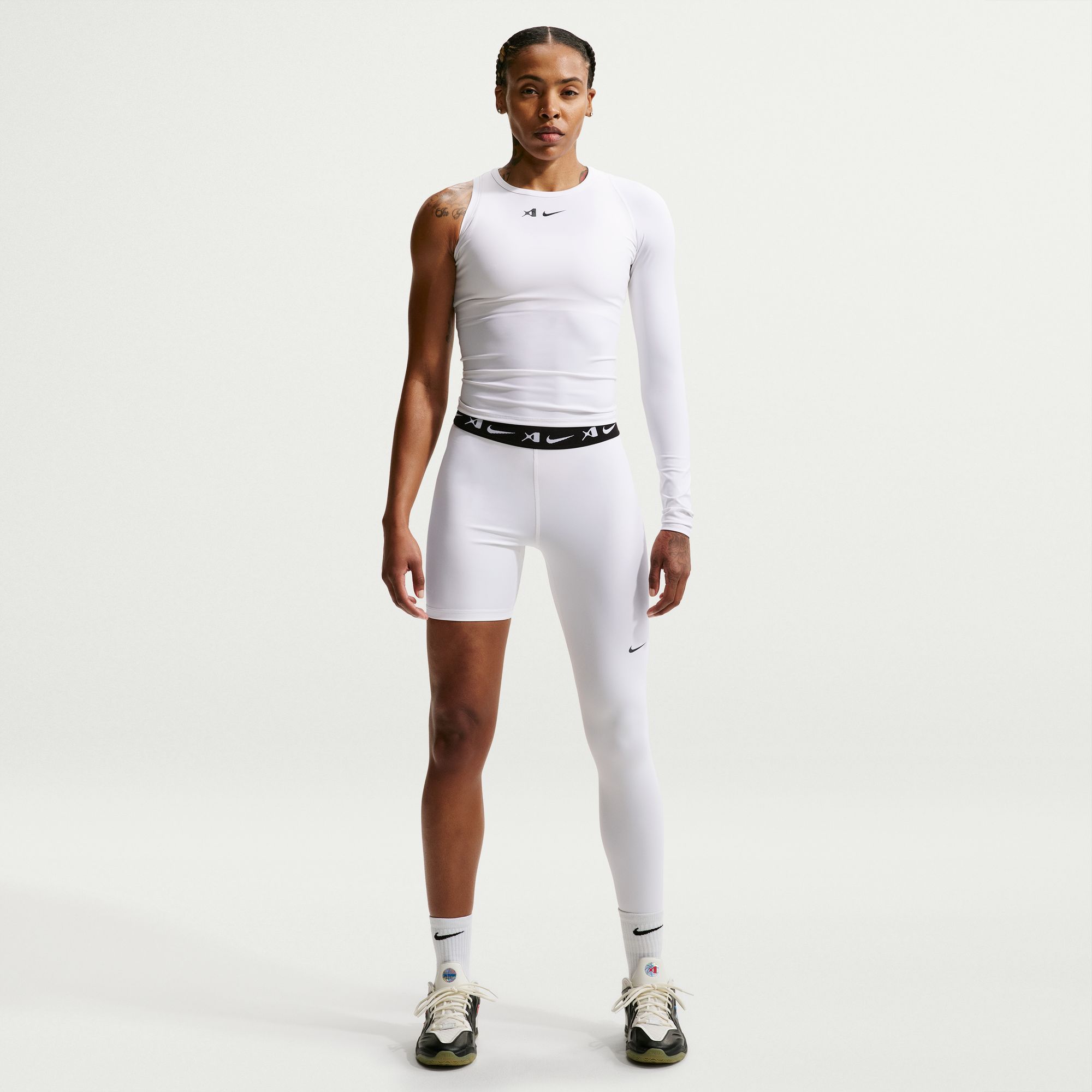 Nike Women's A'ja Wilson A'symmetric Reversible Single-Leg Basketball Leggings