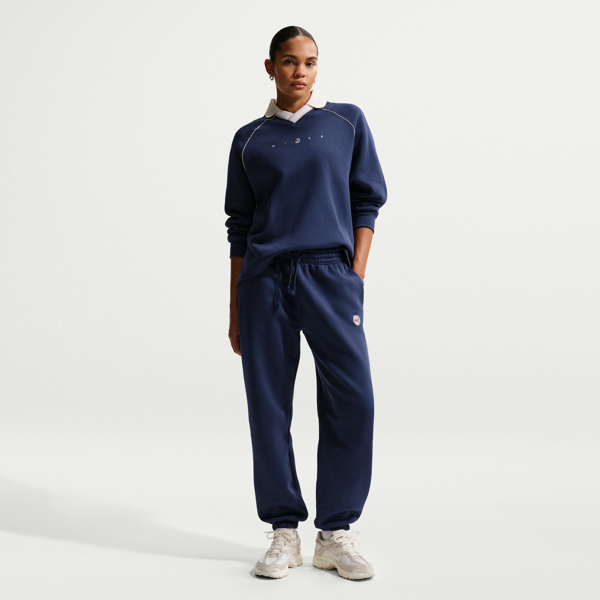 Midnight Navy/Lt Orewood Brn