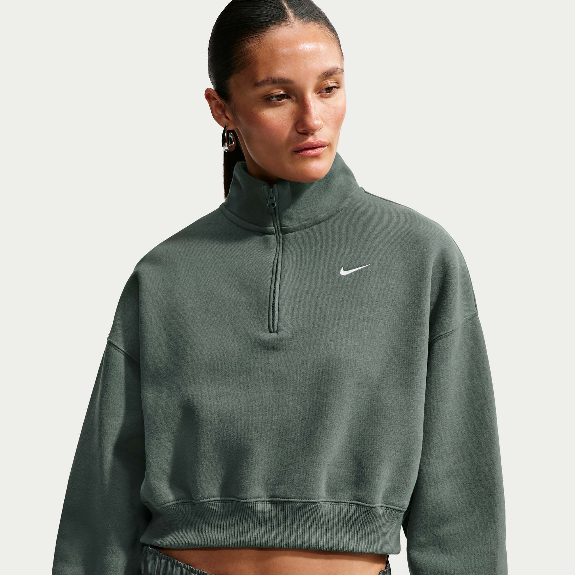 Nike Women's Studio Fleece Oversized 1/4-Zip Cropped Top