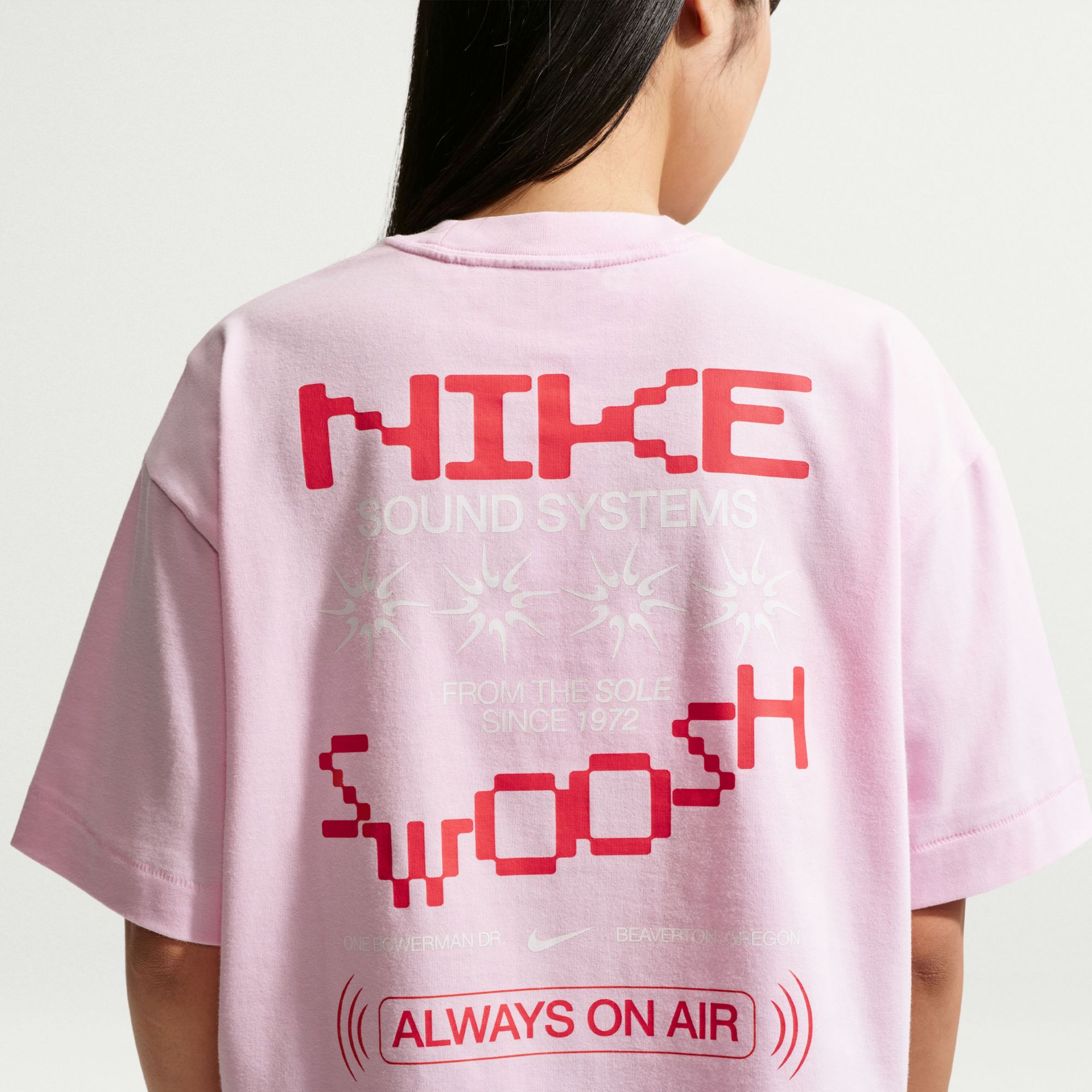Nike Women's Sportswear Oversized Mid-Cropped Festival T-Shirt