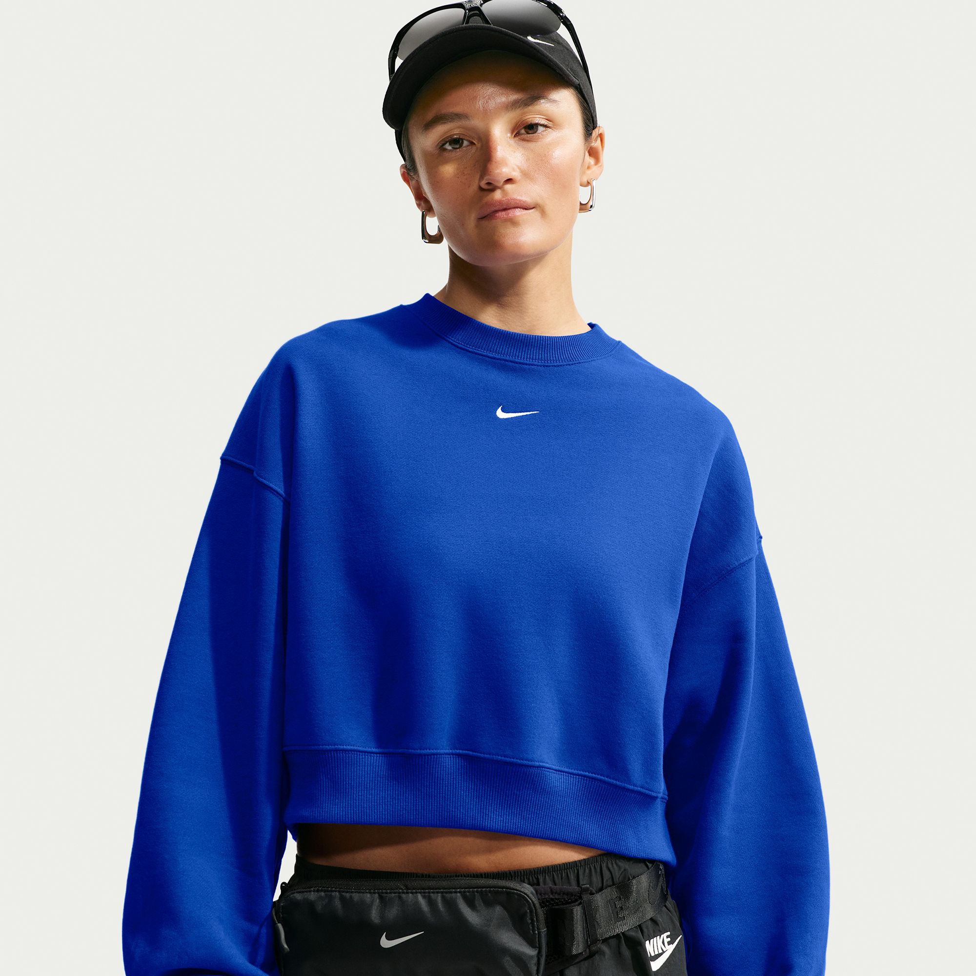 Nike Women's Studio Fleece Oversized Cropped Crew