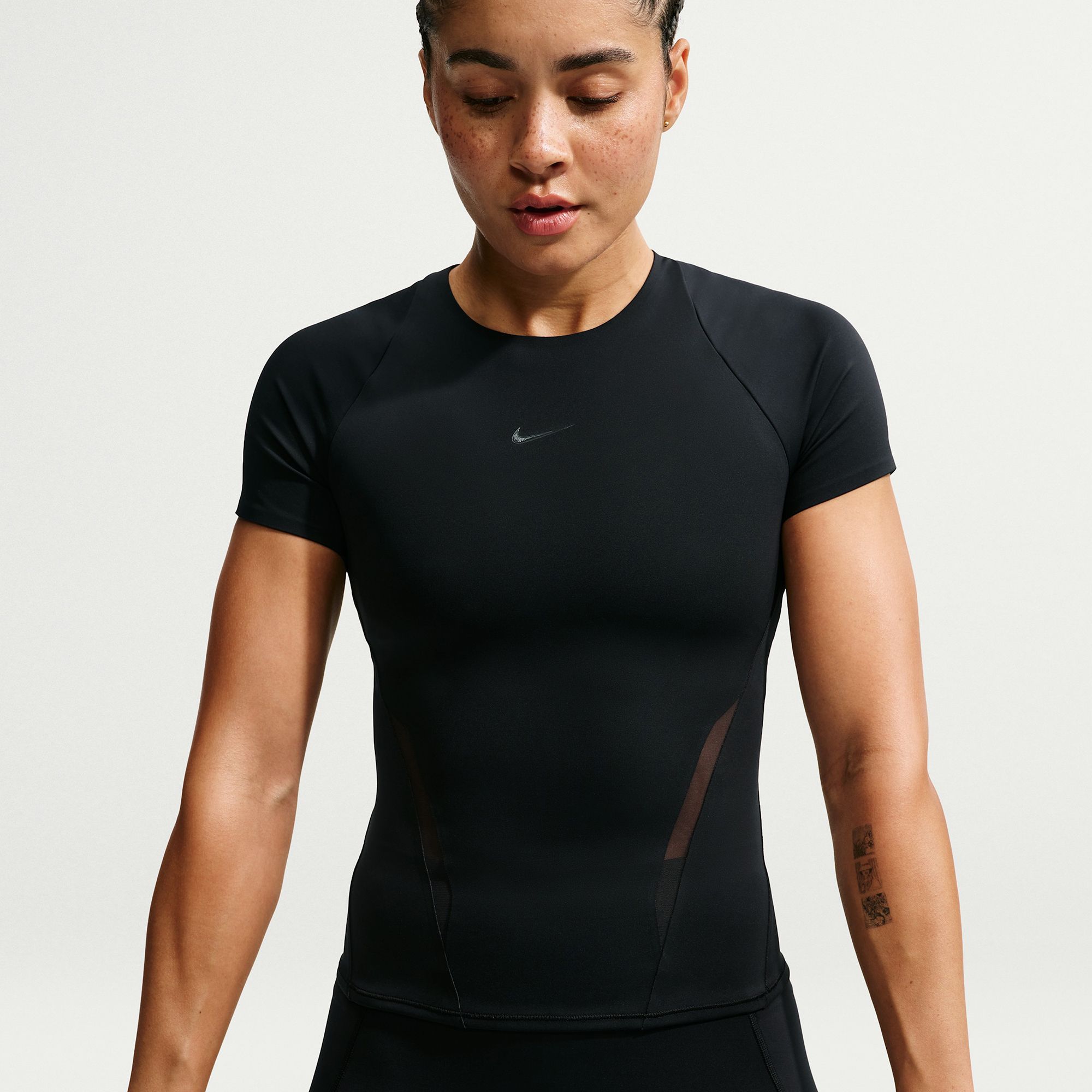 Nike Women's Universa Mesh Short-Sleeve Top