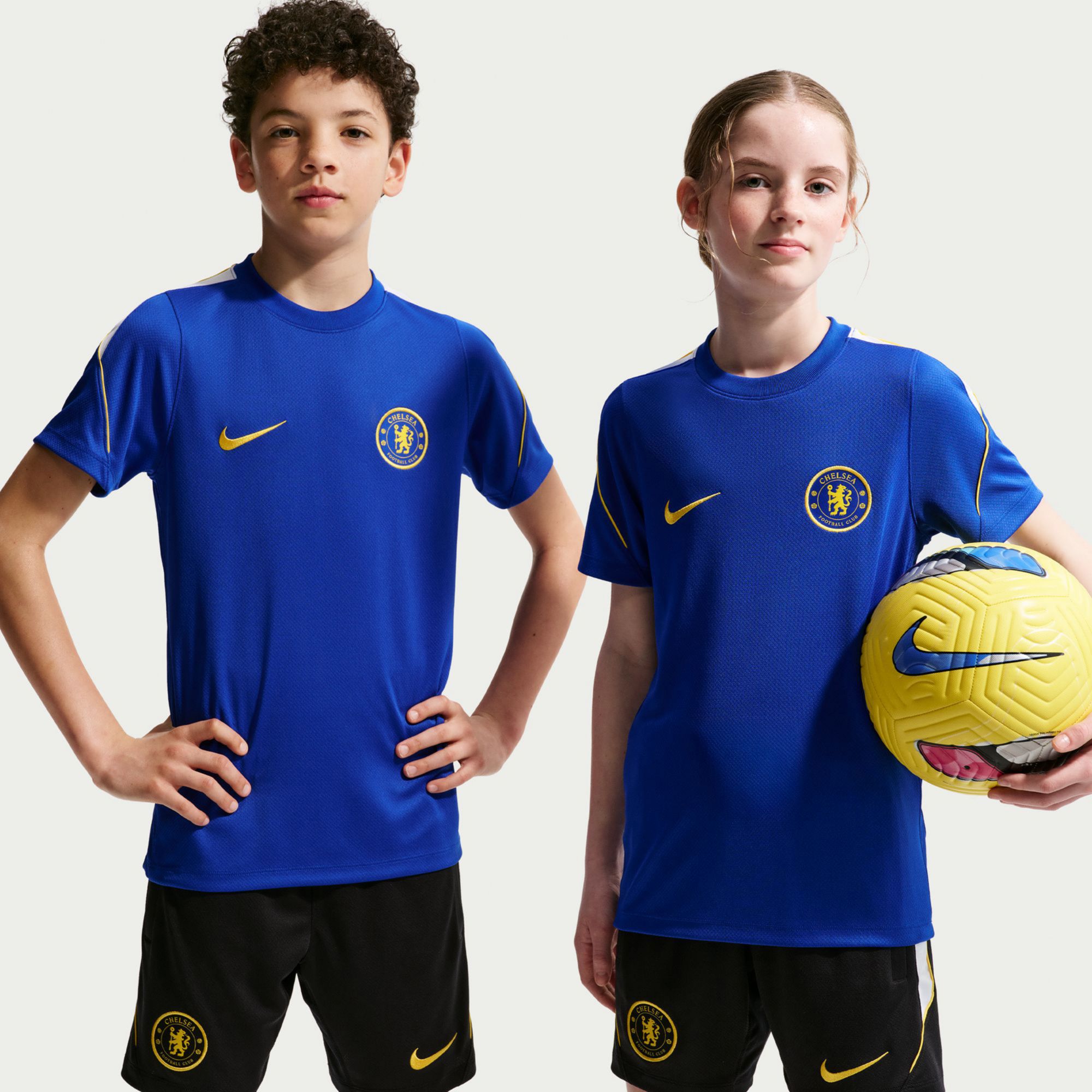 Nike Youth Chelsea FC 2026 Home Strike T-Shirt