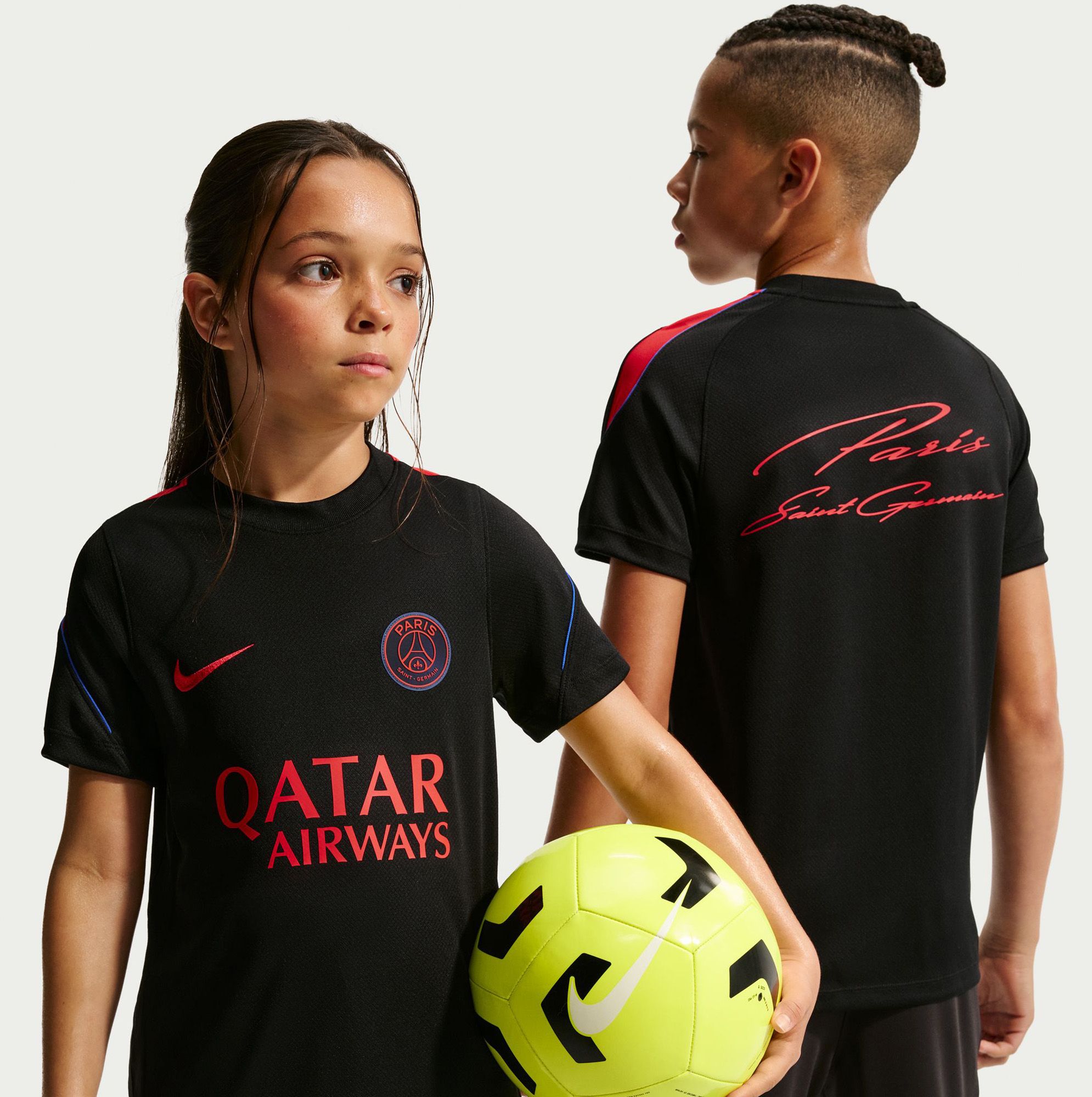 Nike Youth Paris Saint-Germain FC Black 2026 Alternate Training Jersey