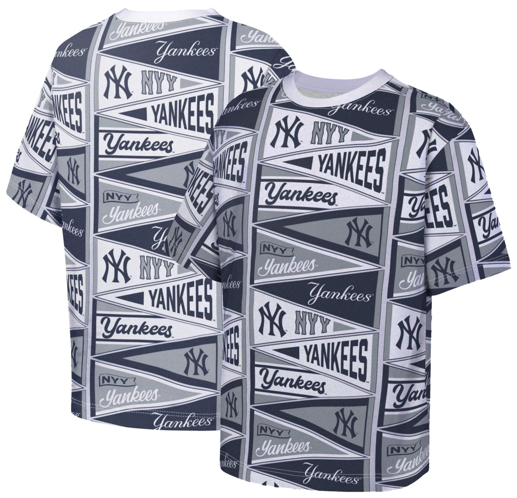 Outerstuff Boys' New York Yankees White All Over Pennant T-Shirt