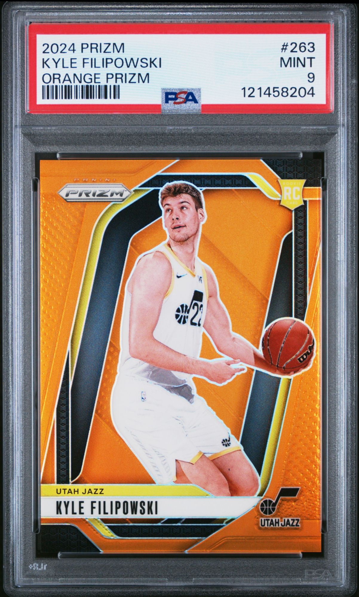 cheap graded sports cards Three Baseball Gift Box: MLB Edition Three Premium PSA/BGS Graded 10, 9.5 or 9 Cards Potential Rookie Autographs & Numbered RC RefractorsGift for Baseball Fansby Slabs of Heat surpassing regular glass in quality VEVOR 35 Graded Sports Card