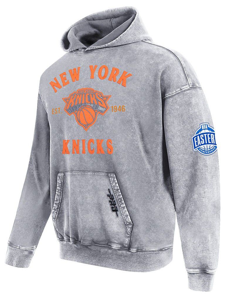 Pro Standard Men's New York Knicks Washed Twill Hoodie