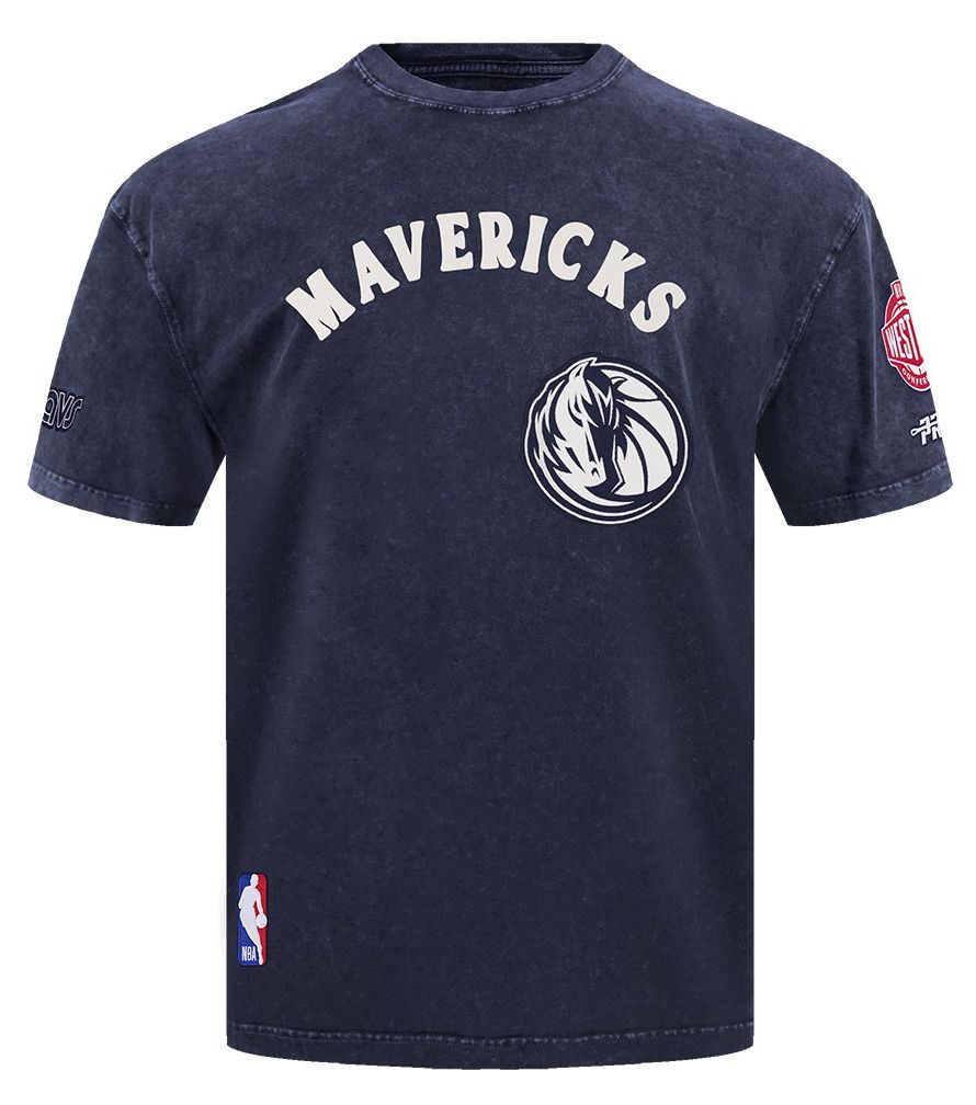 Pro Standard Men's Dallas Mavericks First Team Washed T-Shirt