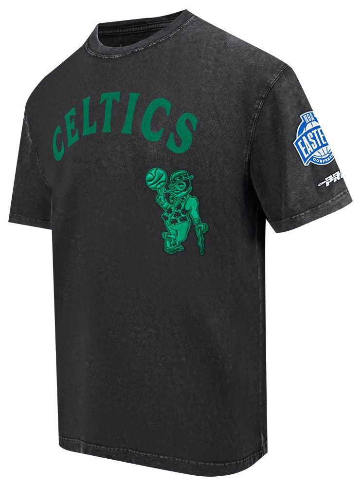 Pro Standard Men's Boston Celtics Washed T-Shirt
