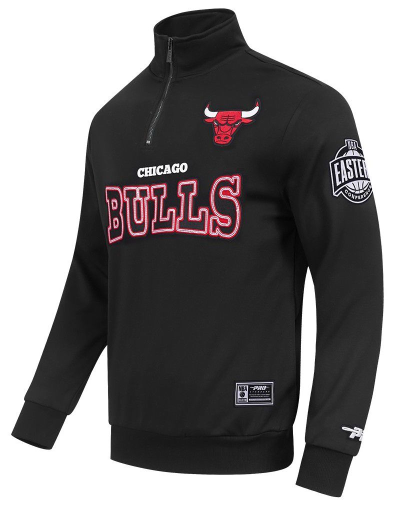 Pro Standard Men's Chicago Bulls Day One Fleece 1/4 Zip Pullover