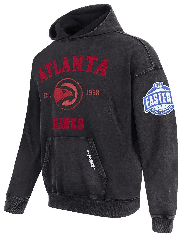Pro Standard Men's Atlanta Hawks Washed Twill Hoodie