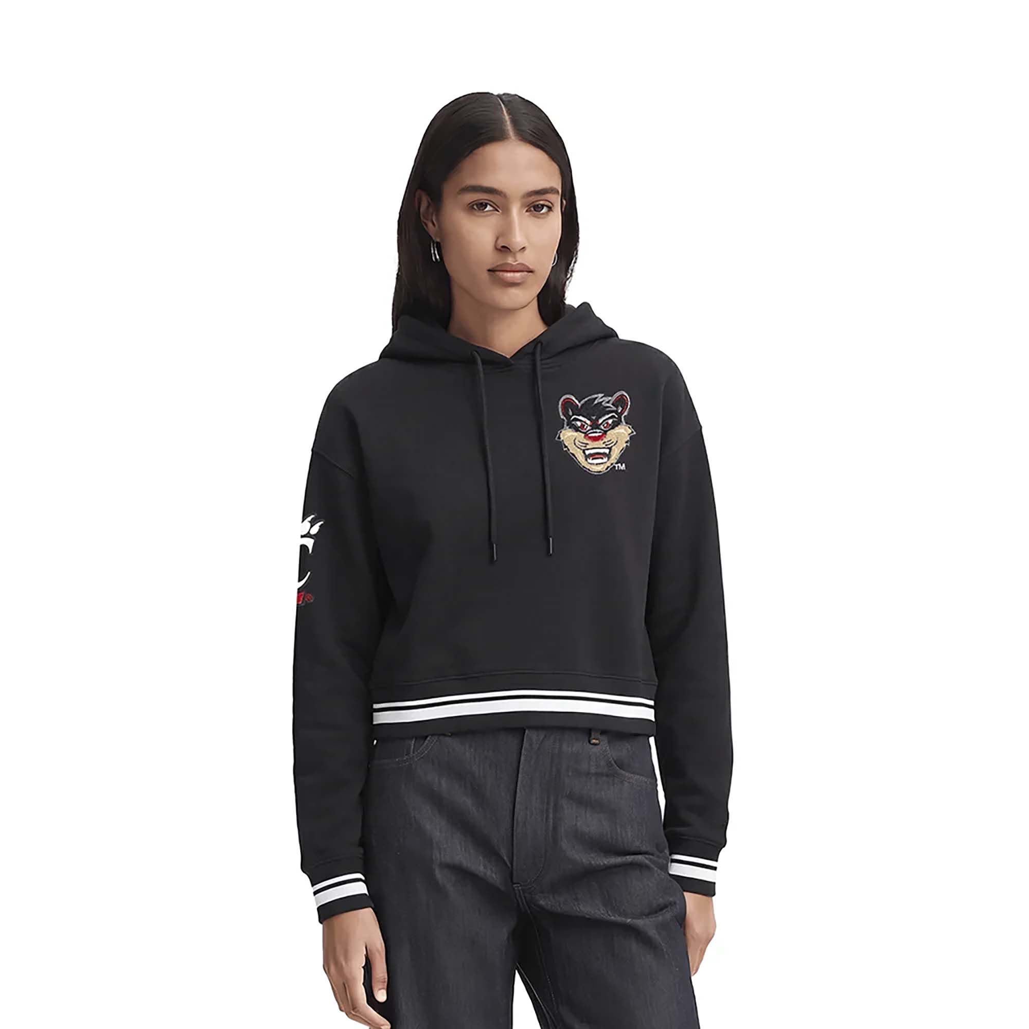 Pro Standard Women's Cincinnati Bearcats Classic Chenille Cropped Hoodie