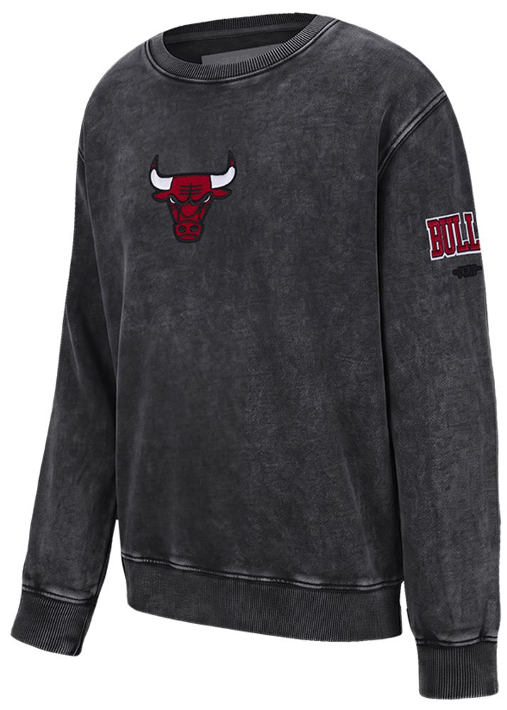 Pro Standard Youth Chicago Bulls Washed Classic Crewneck Sweatshirt