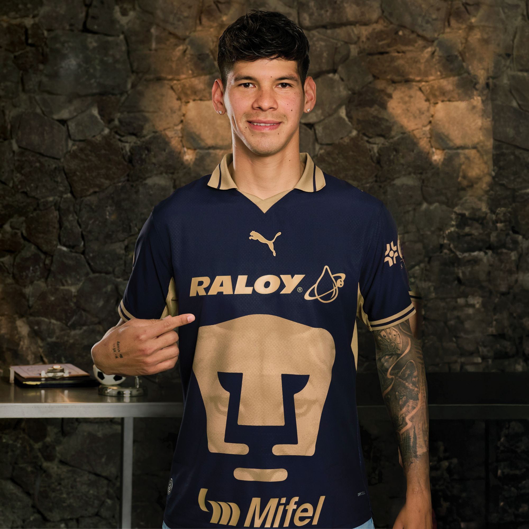 PUMA Adult Pumas UNAM 2026 Home Replica Jersey