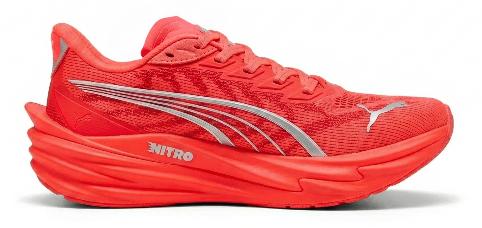 PUMA Women's Deviate NITRO 4 Running Shoes, Size 6, Ultra Red/Silver